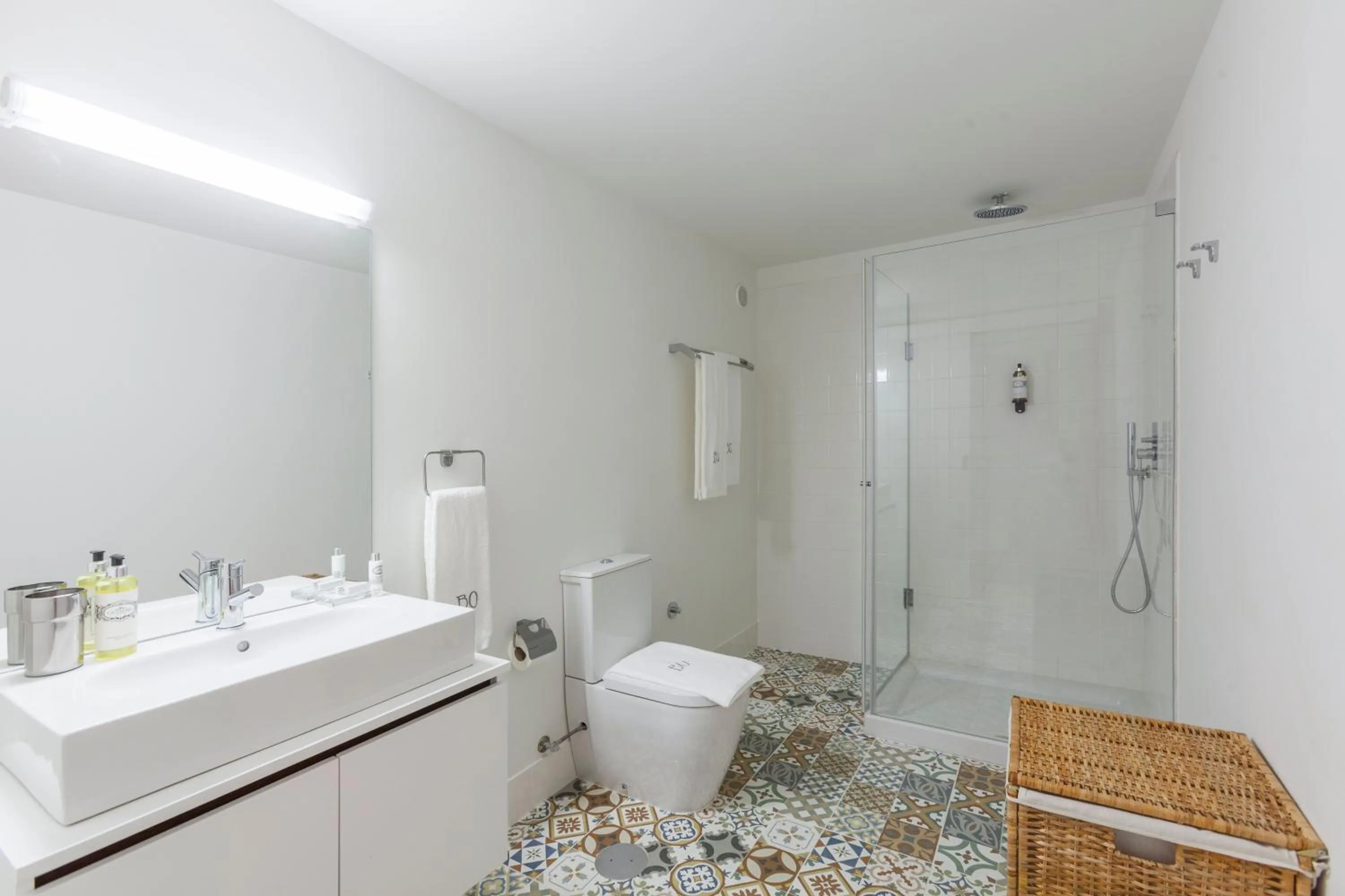 Bathroom in BO - Marquês Apartments