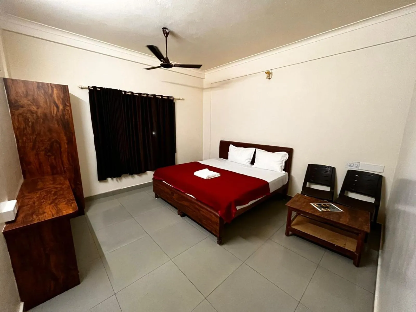 Bedroom, Bed in Hotel Sai Sagar