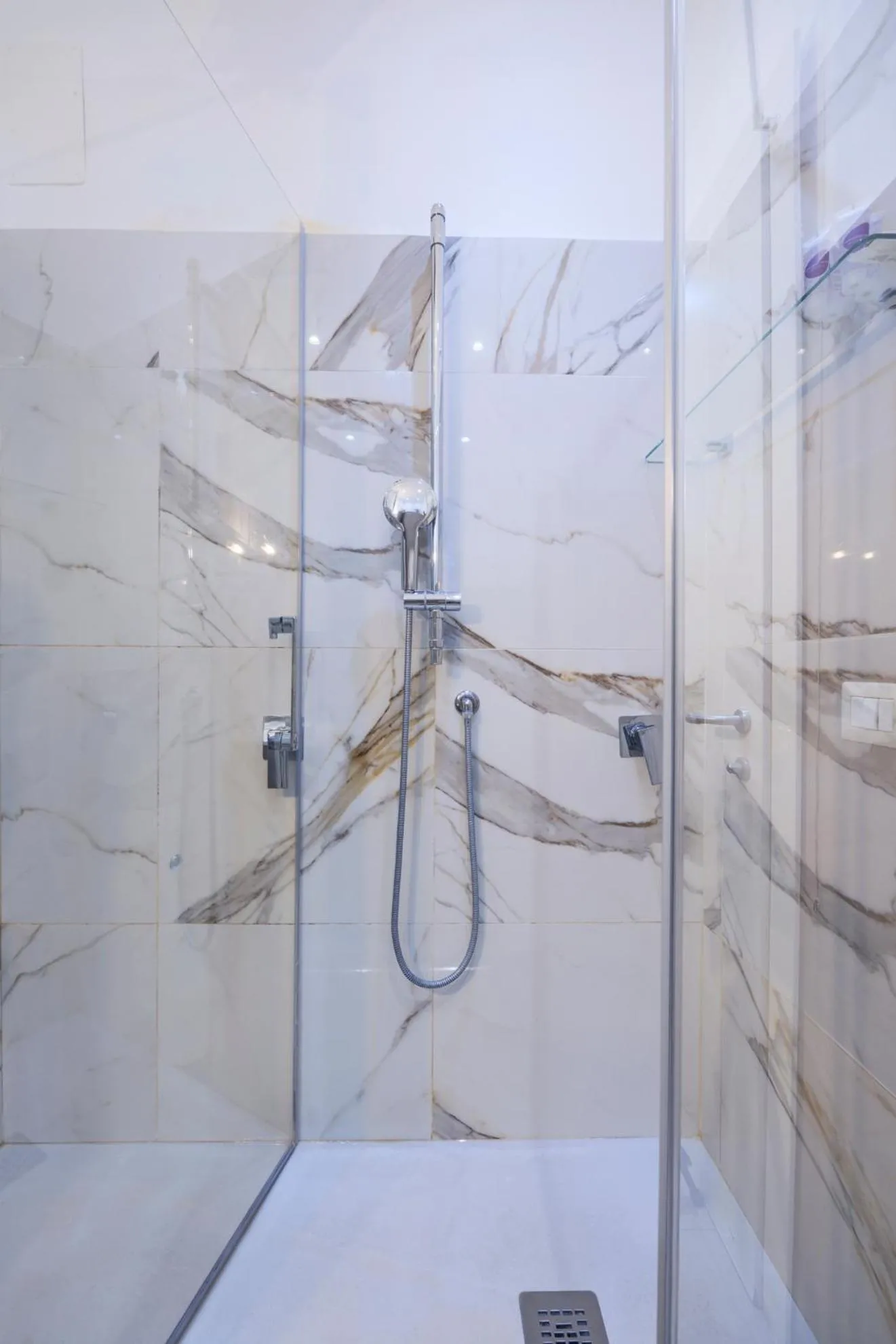 Shower in Rome Armony Suites