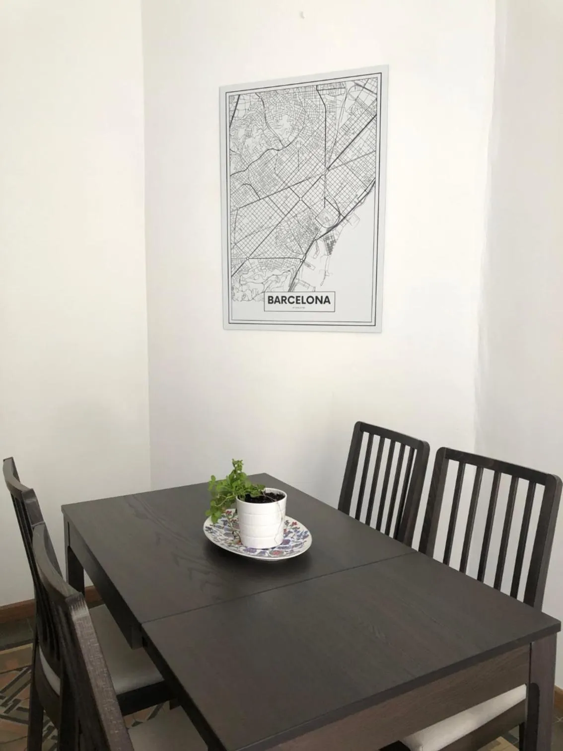 1 Casual Apartments