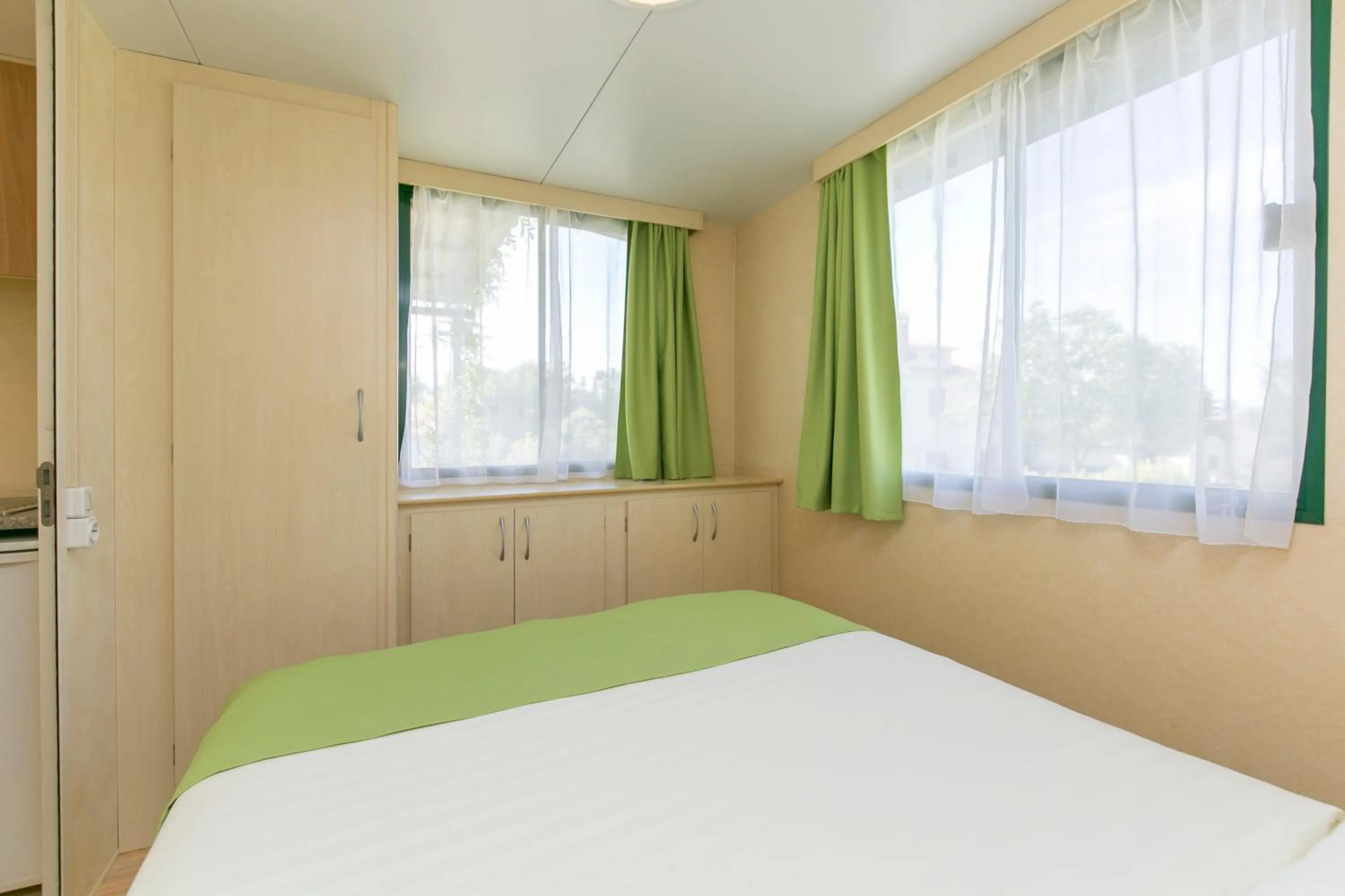 Bedroom in Mobile Homes Romantik