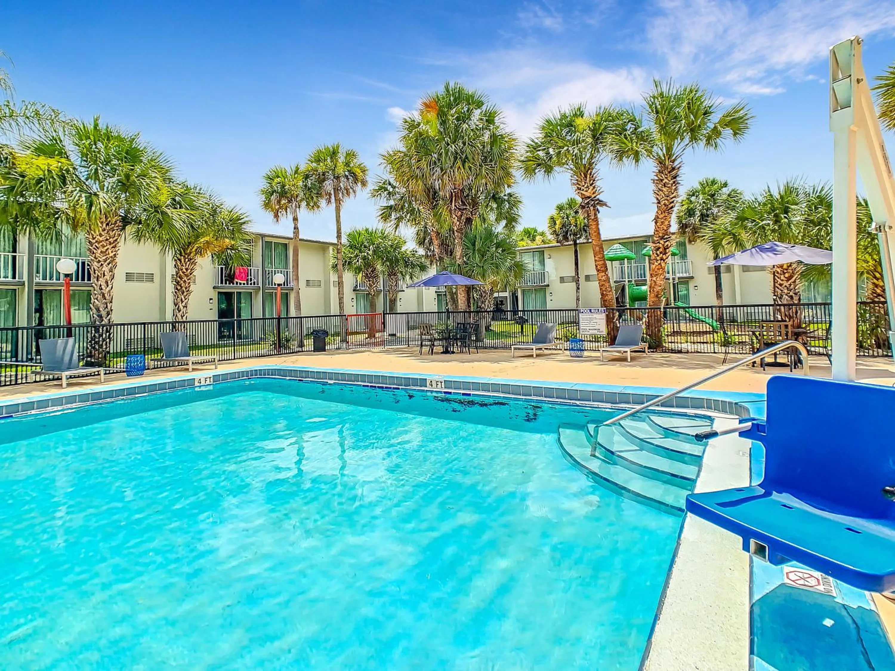Swimming pool in Stayable Kissimmee East