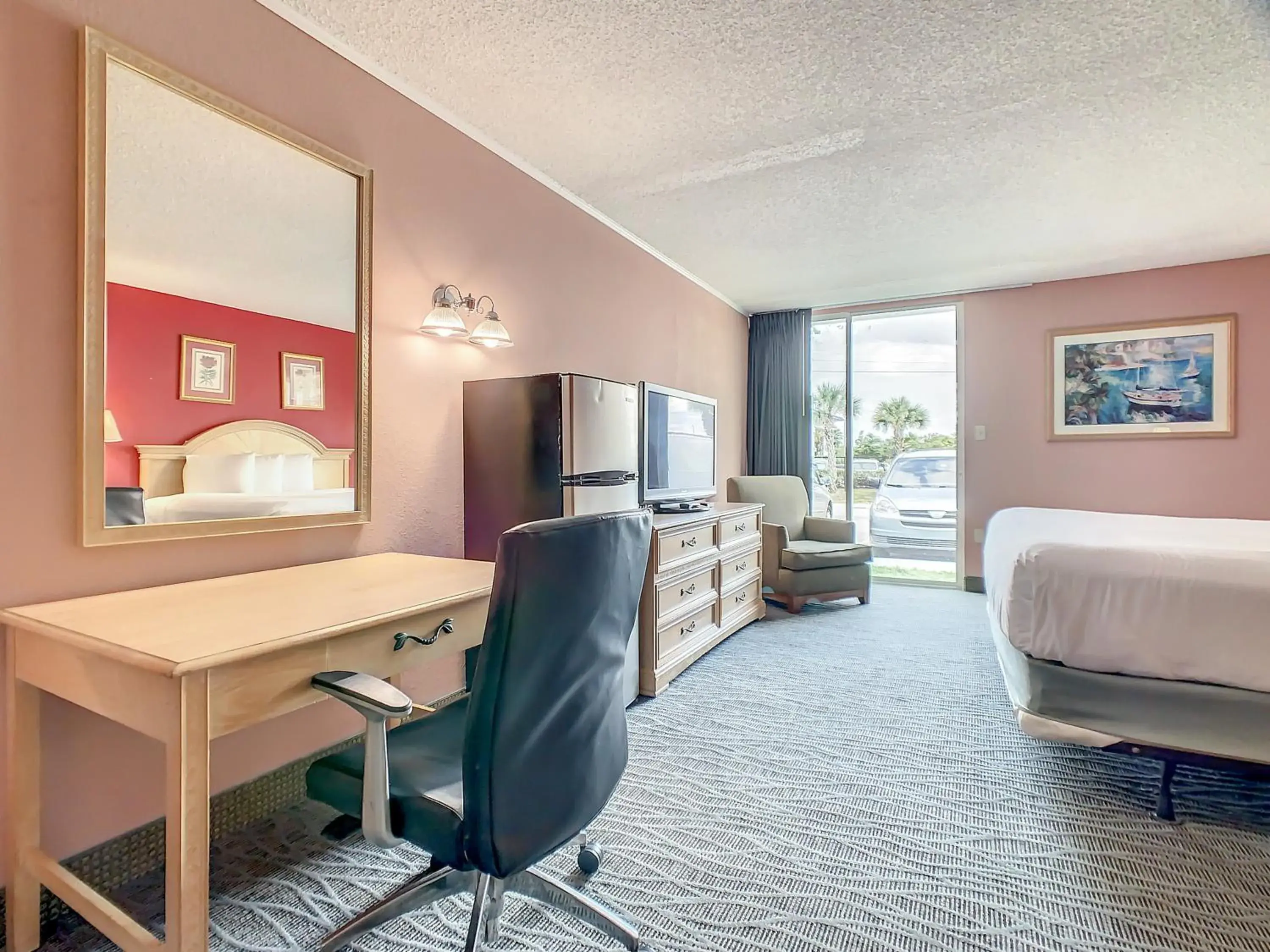 hair dresser, Bed in Stayable Kissimmee East hair dresser, Bed in Stayable Kissimmee East