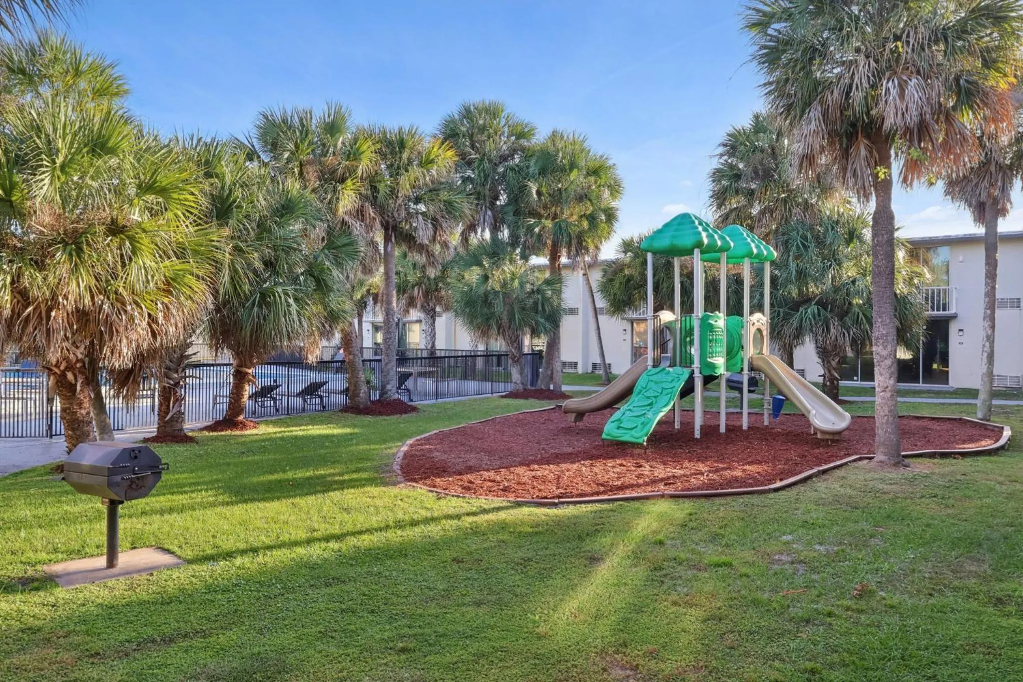 Property building in Stayable Kissimmee East