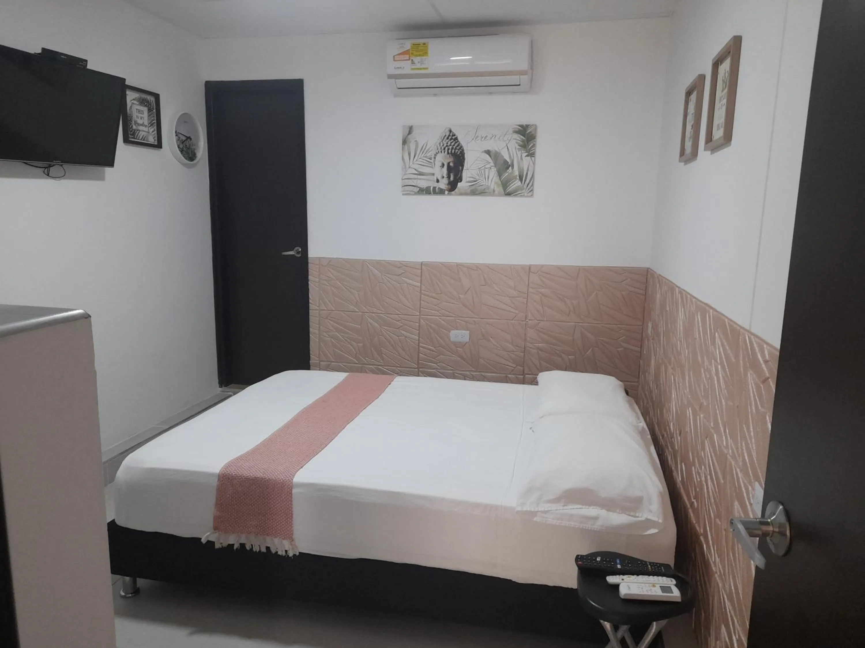 Bed in Las Piloneras Apartahotel