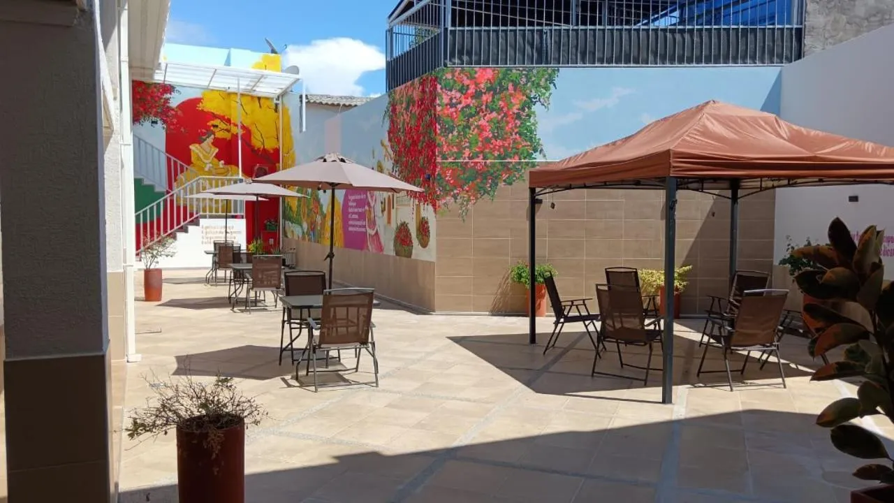 Las Piloneras Apartahotel