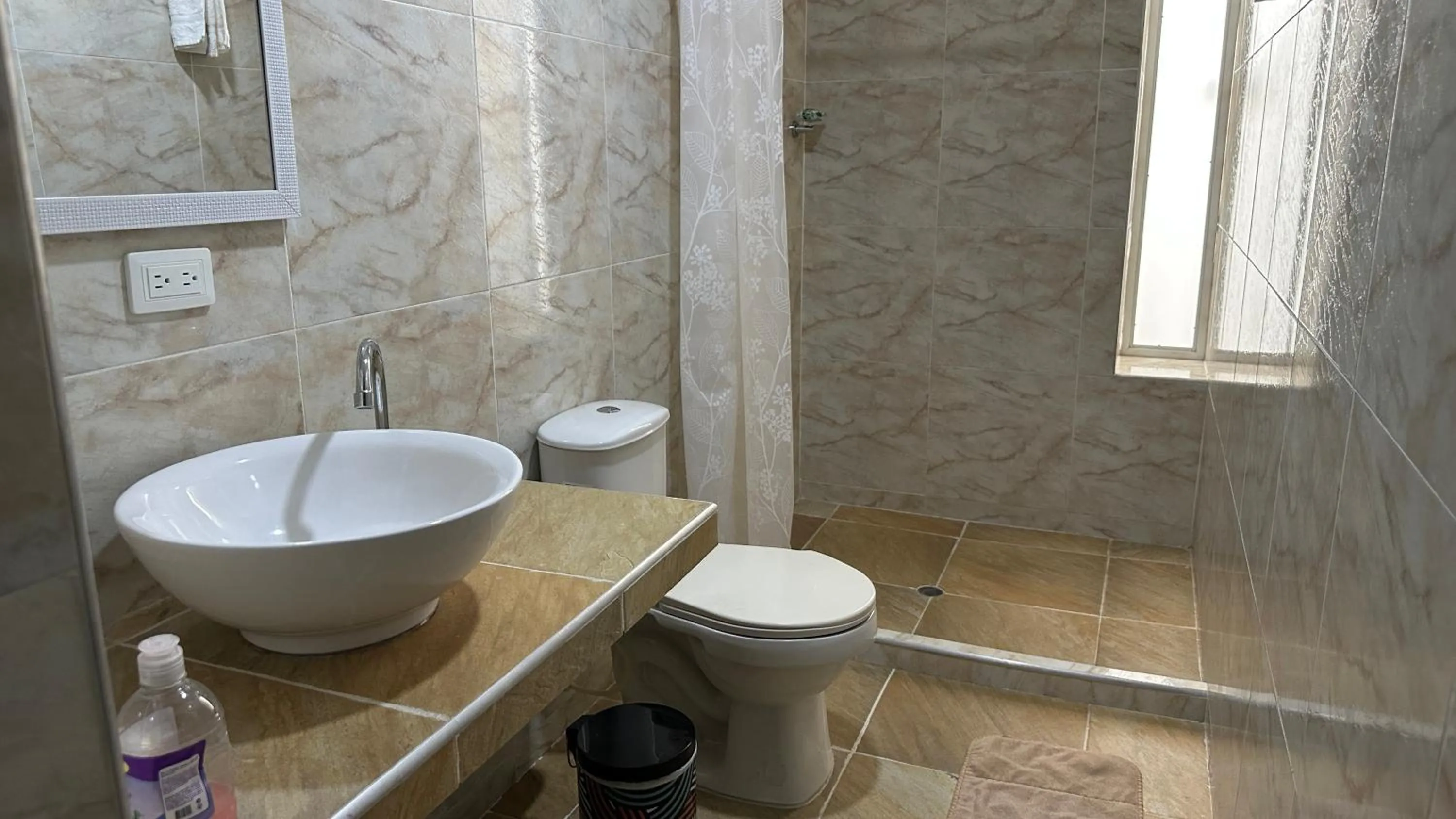 Las Piloneras Apartahotel