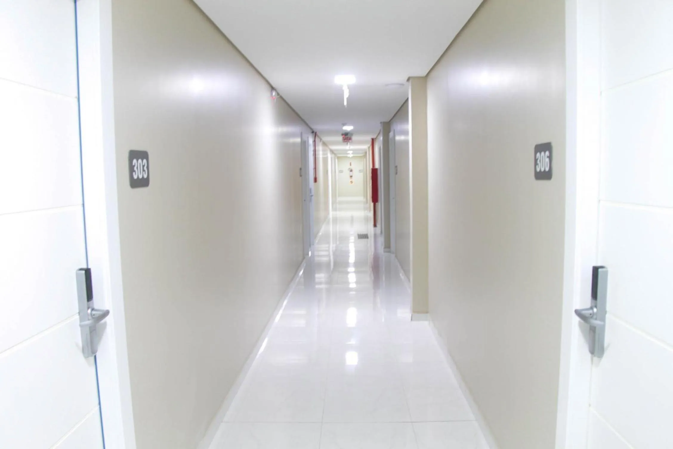 Property building in AJ Hotel Chapecó - Fácil Acesso Pátio Shopping e Rótula da Bandeira