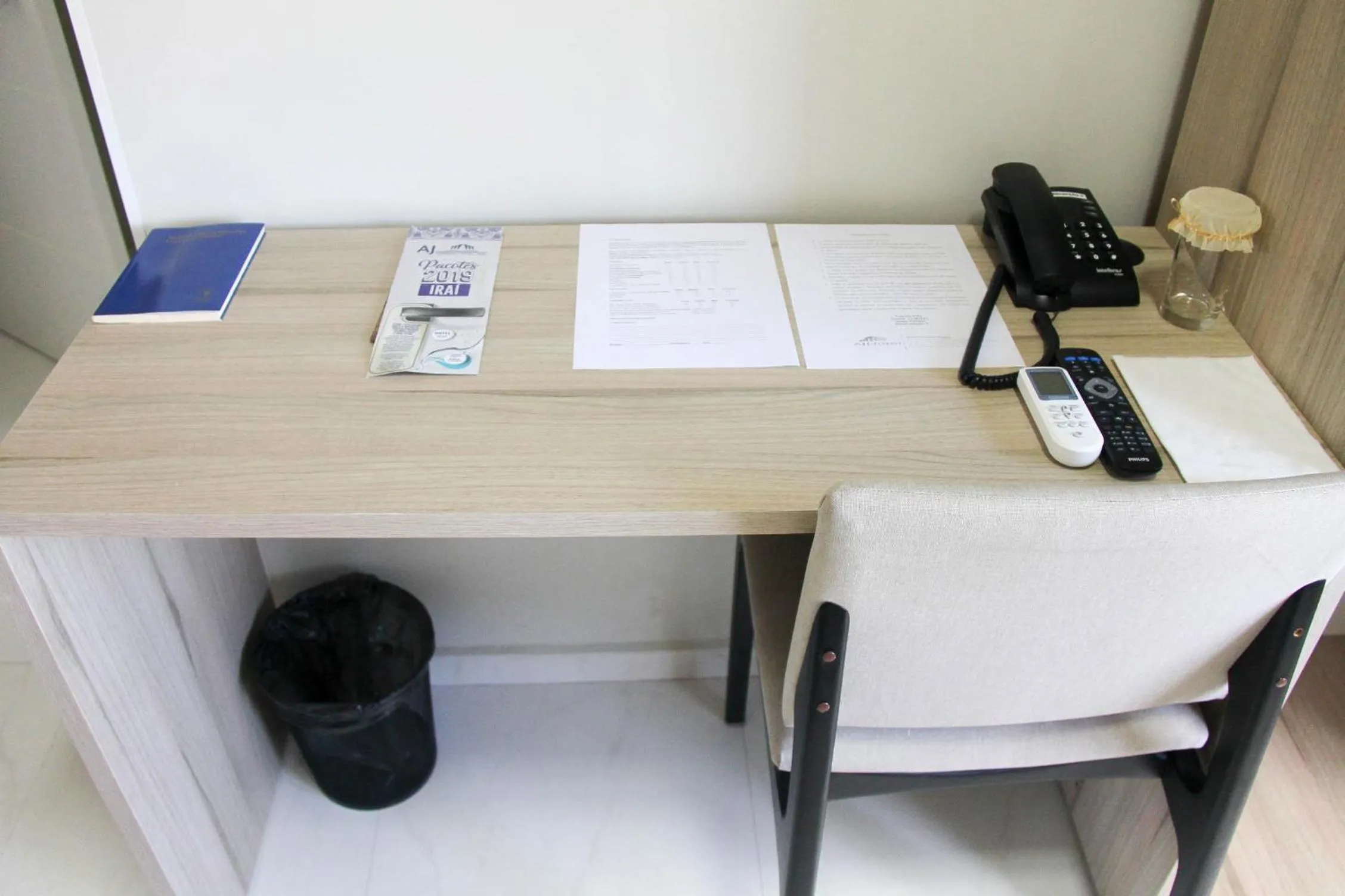 hair dresser in AJ Hotel Chapecó - Fácil Acesso Pátio Shopping e Rótula da Bandeira