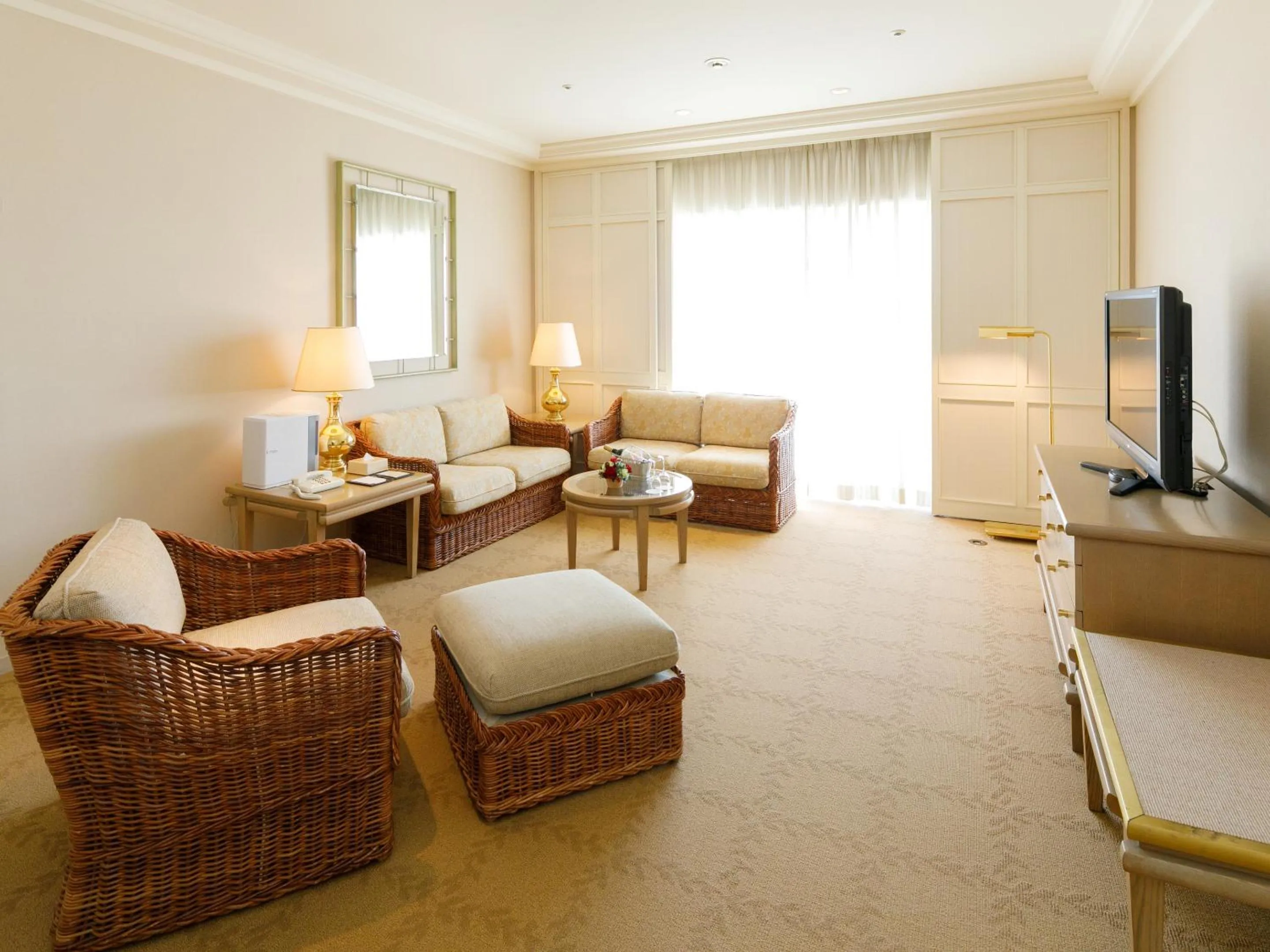 Photo of the whole room in Okura Akademia Park Hotel