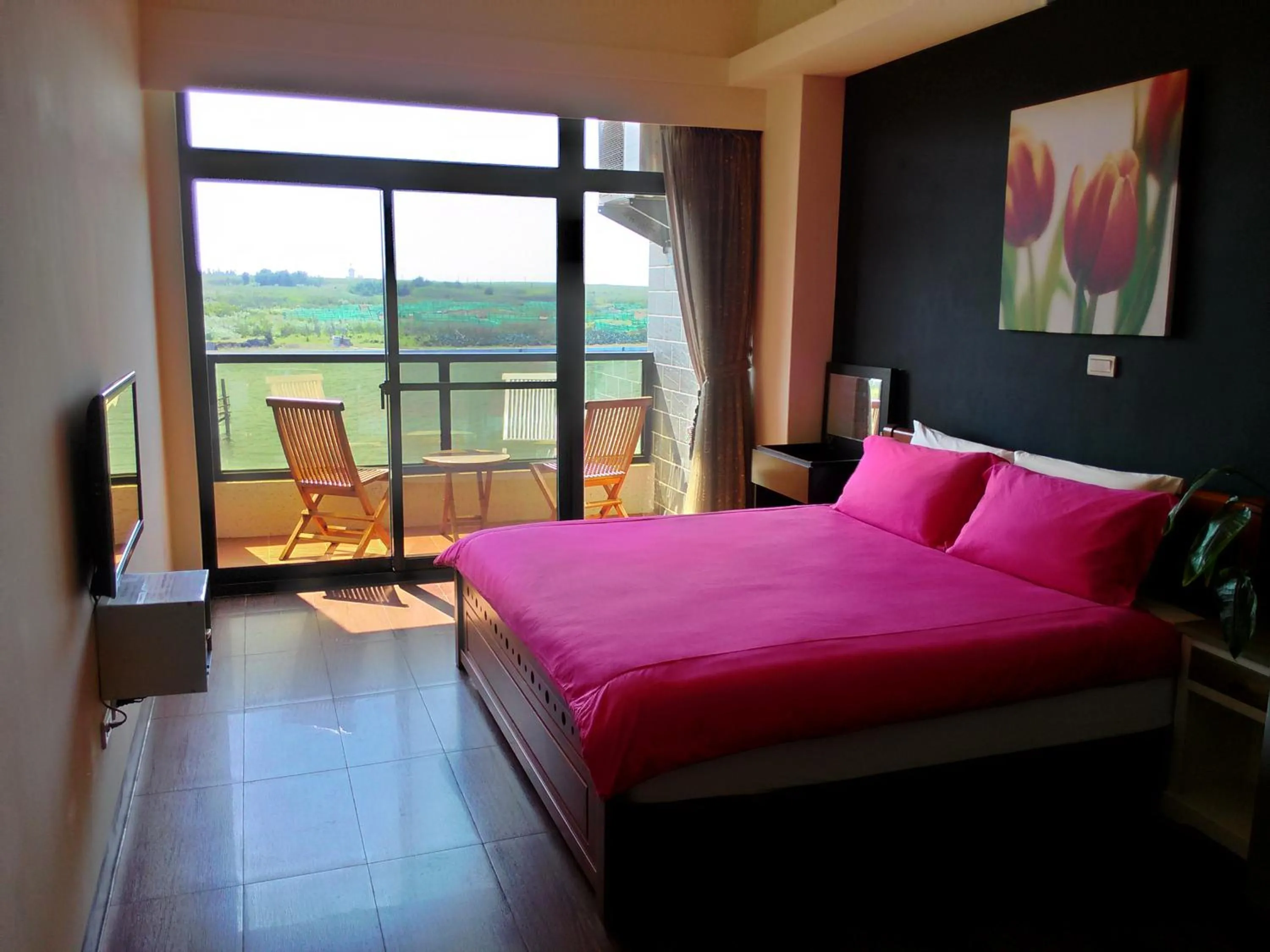 Double Room with Balcony and Sea View in Rainbow Sea Bed and Breakfast