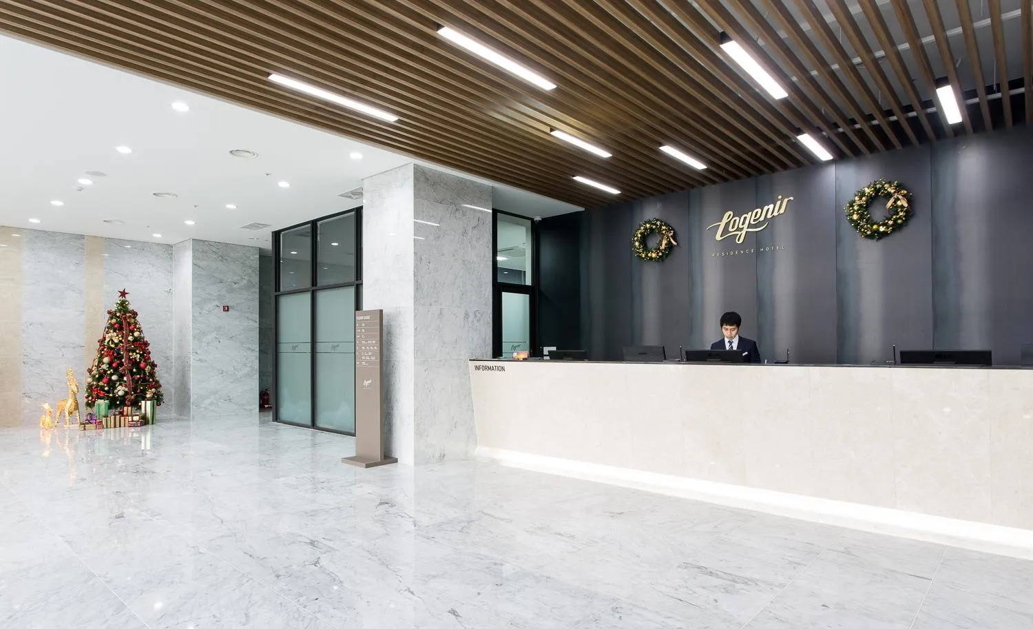 Lobby or reception in Hotel Logenir