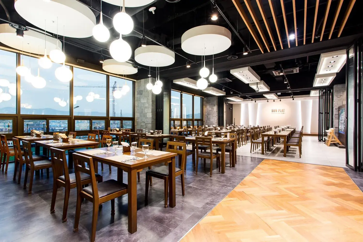 Restaurant/places to eat in Hotel Logenir Restaurant/places to eat in Hotel Logenir