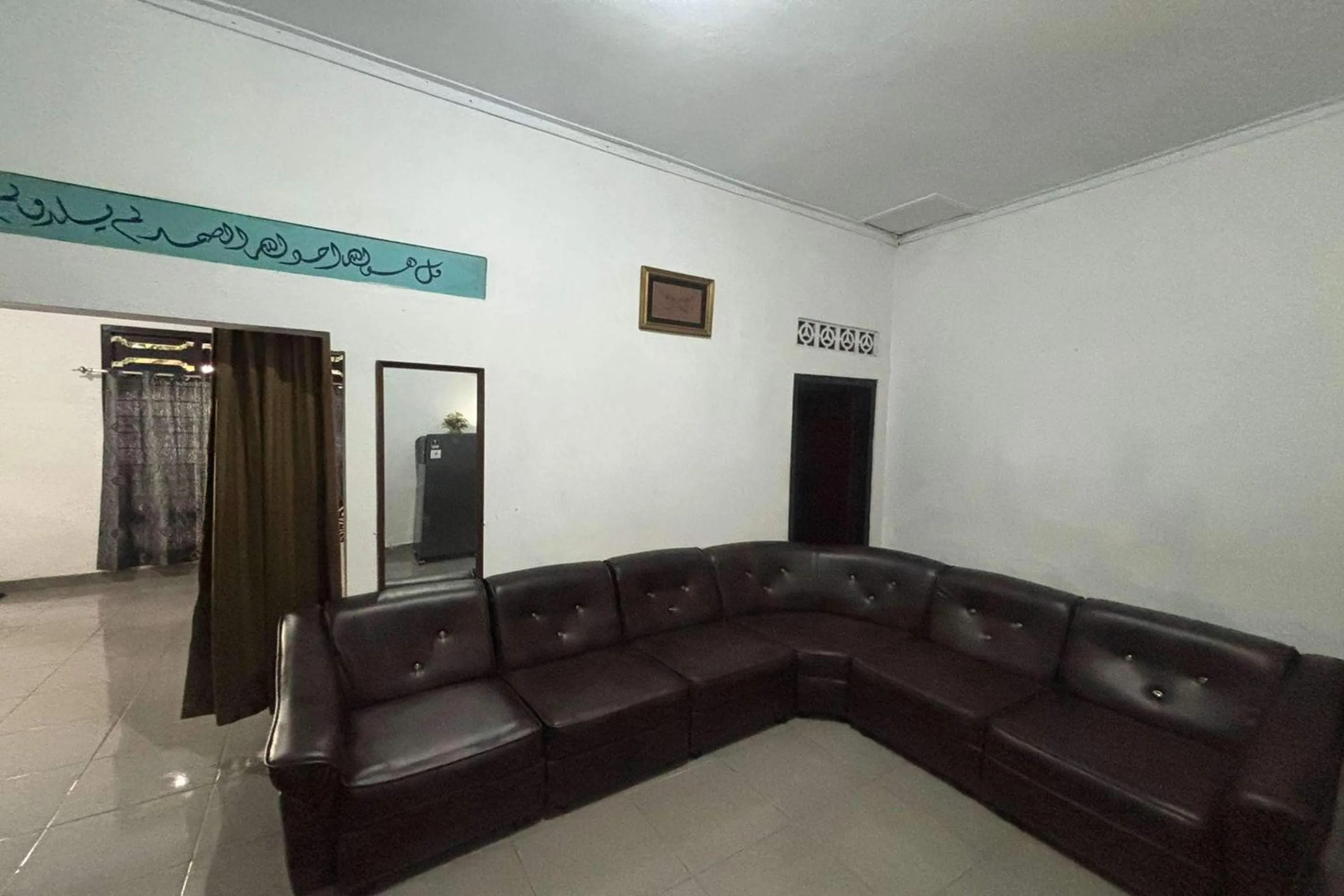 OYO 95050 Penginapan Sekarsari Syariah