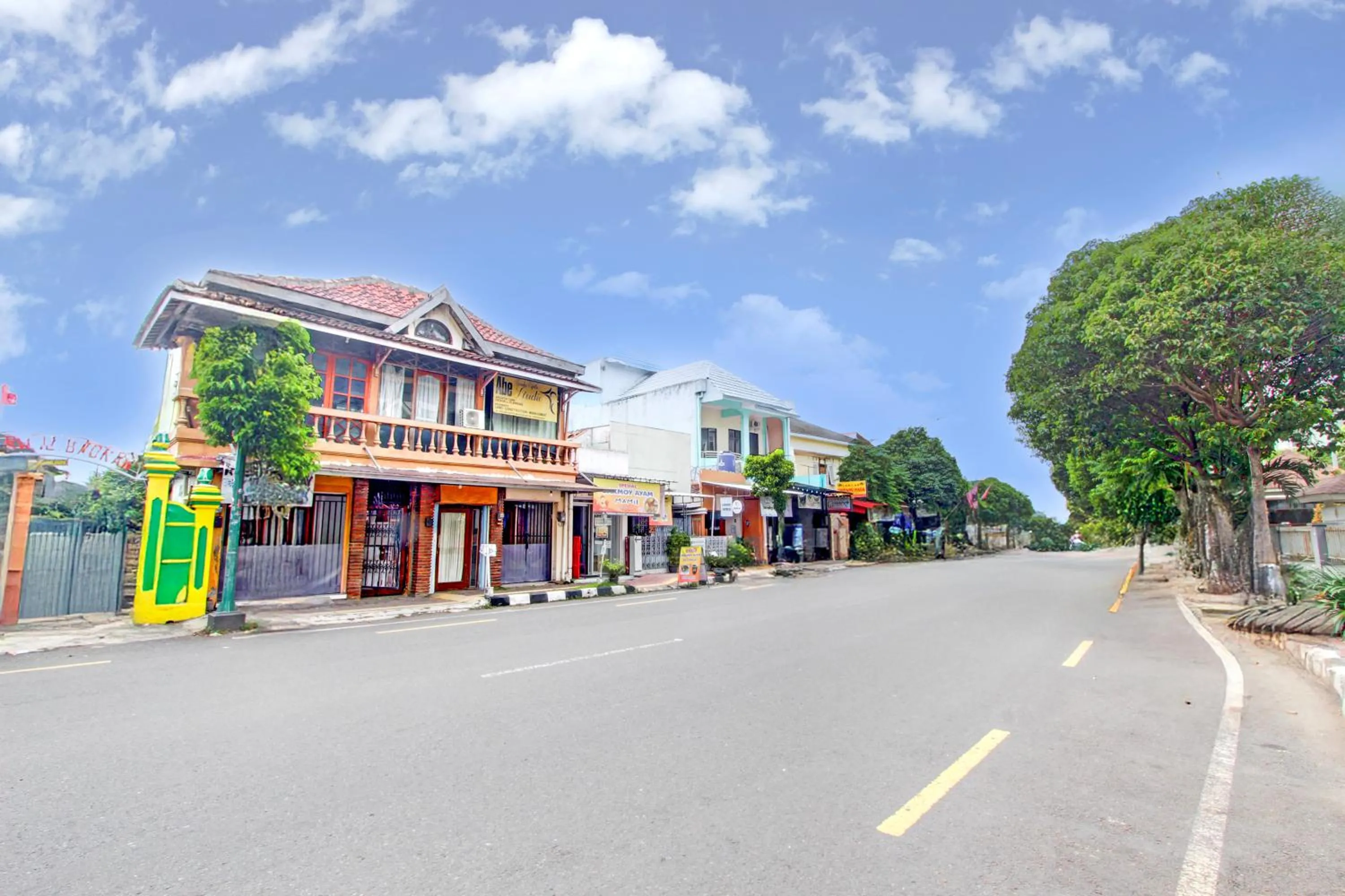 Property building in OYO 95057 Abe Homestay
