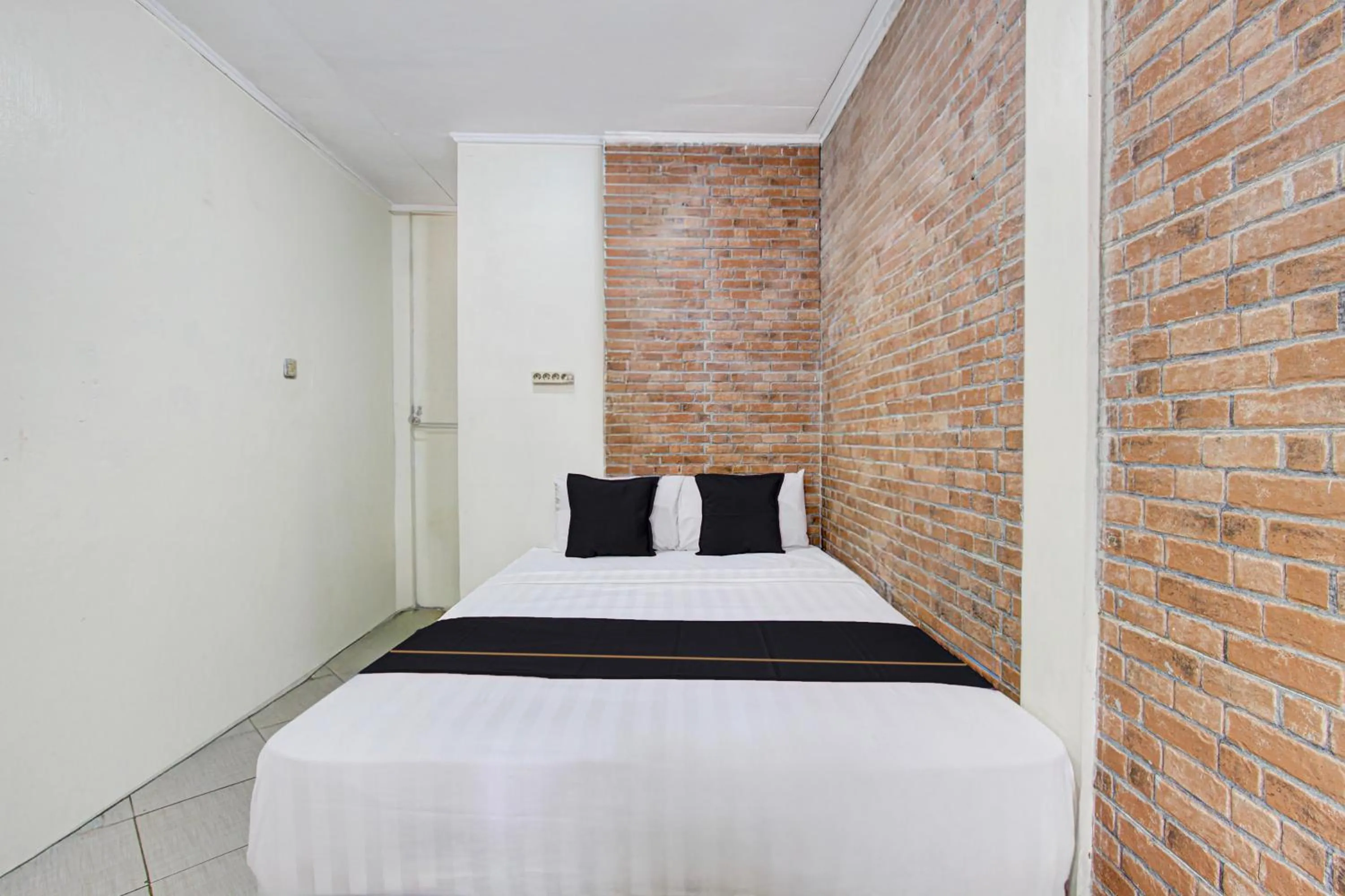 Photo of the whole room, Bed in OYO 95057 Abe Homestay