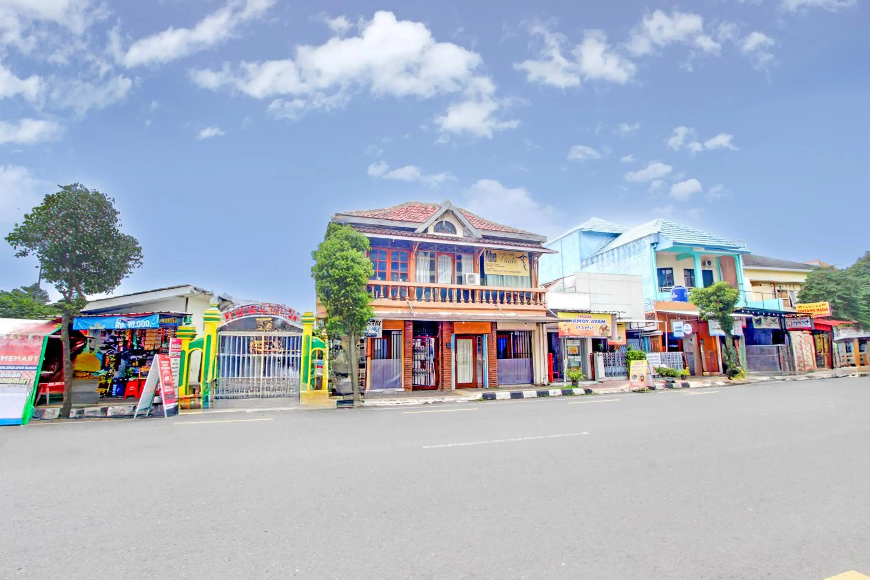 Property building in OYO 95057 Abe Homestay