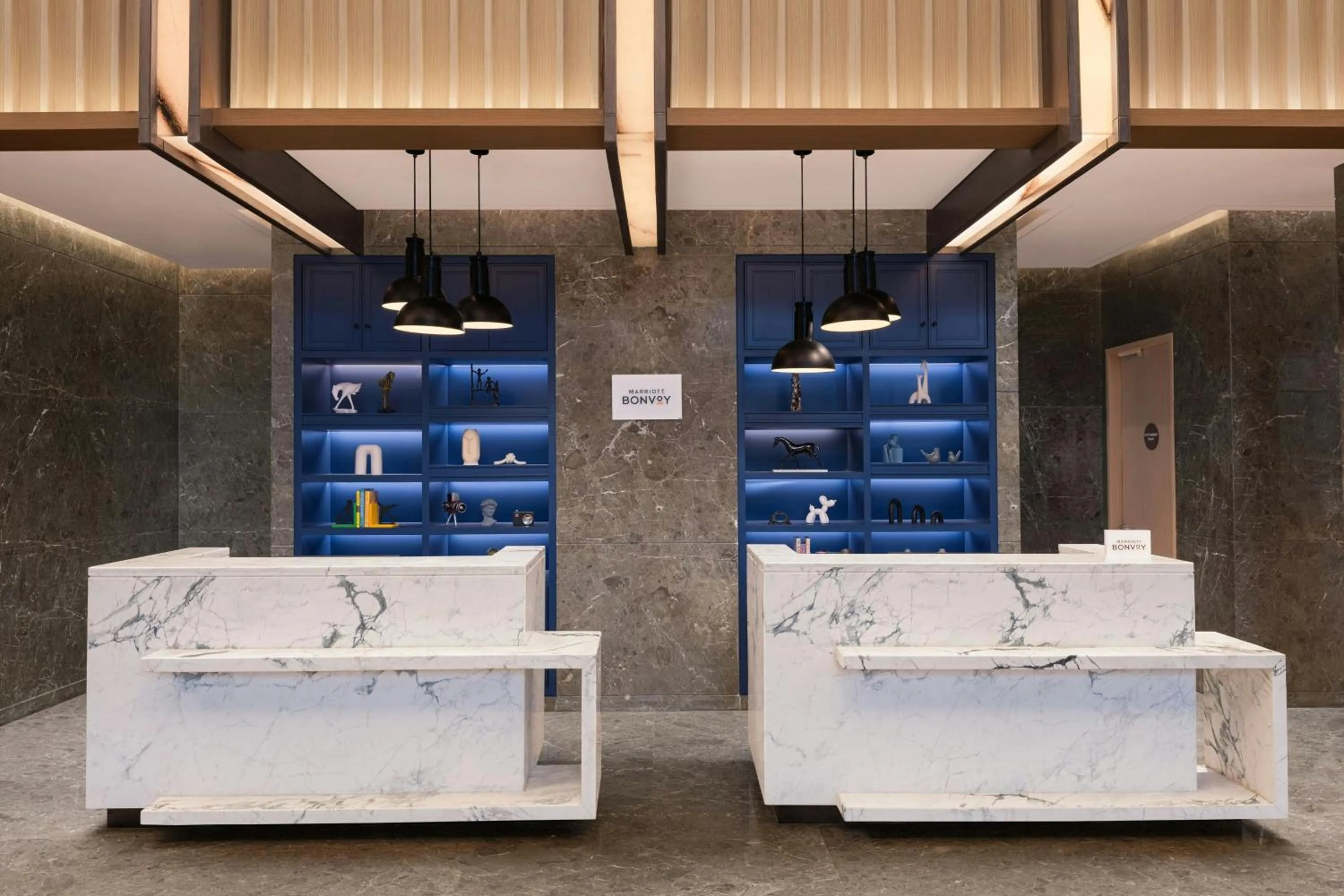 Lobby or reception in Four Points by Sheraton Amritsar, Mall Road