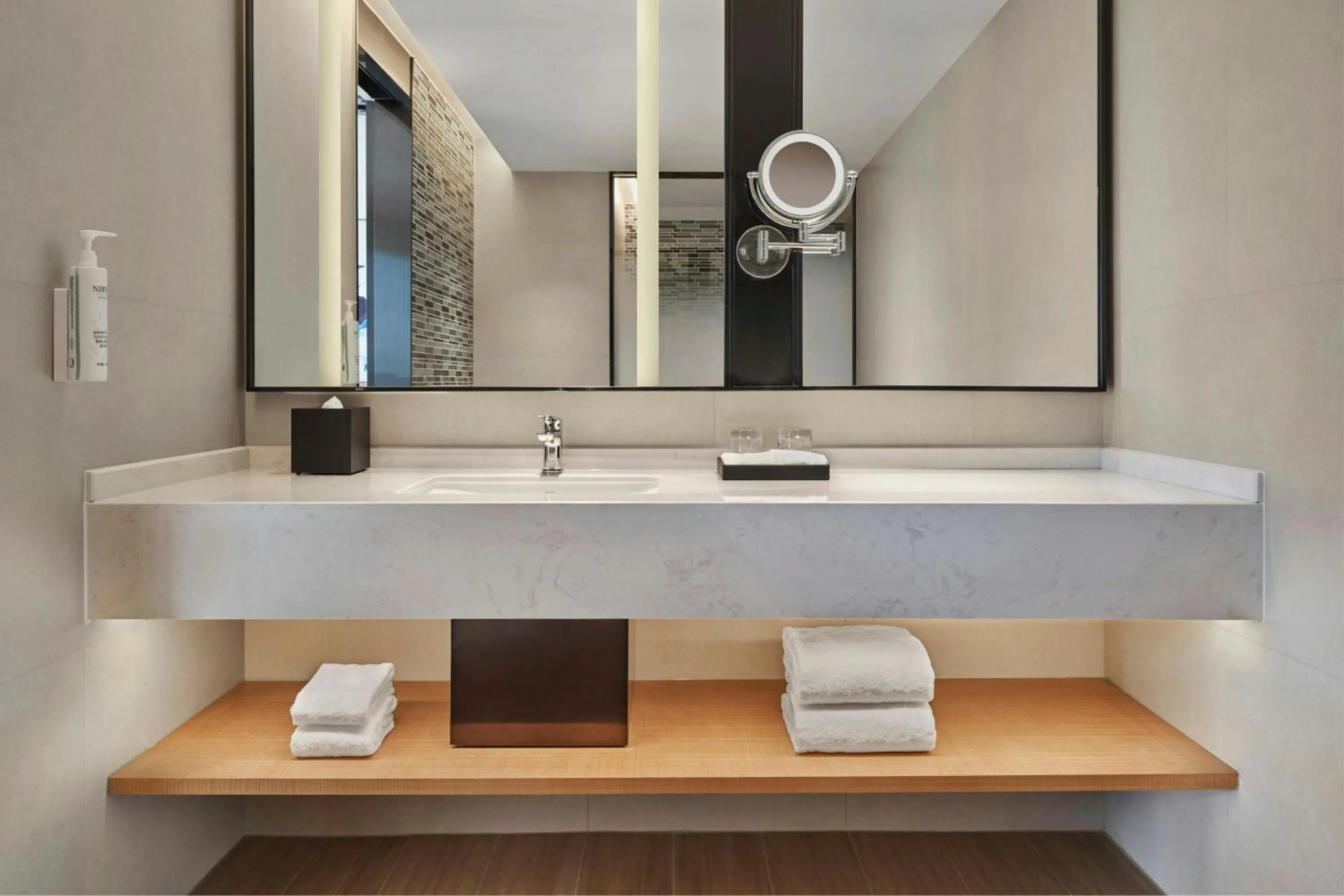 Bathroom in Fairfield by Marriott Beijing Capital Airport