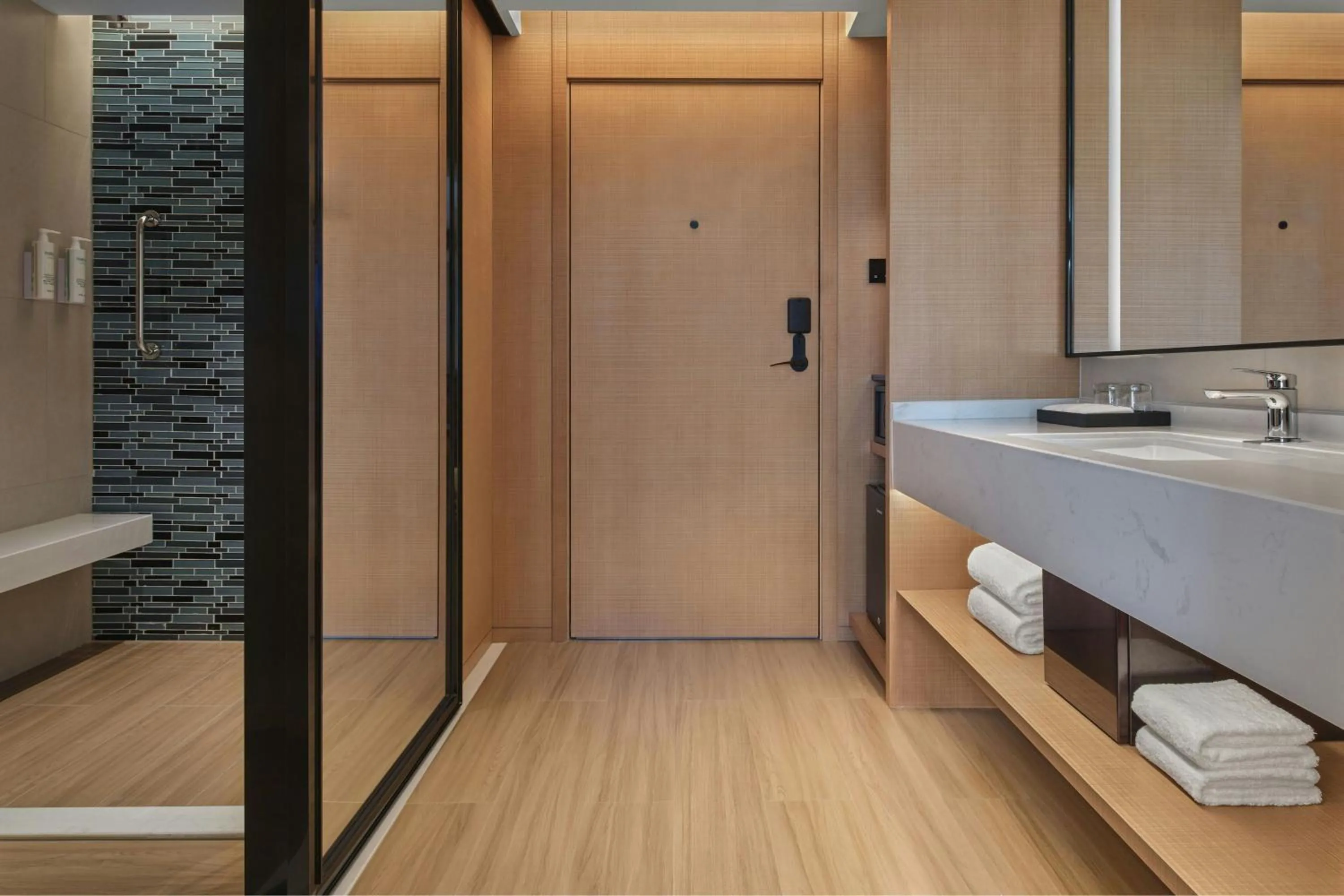 Bathroom in Fairfield by Marriott Beijing Capital Airport