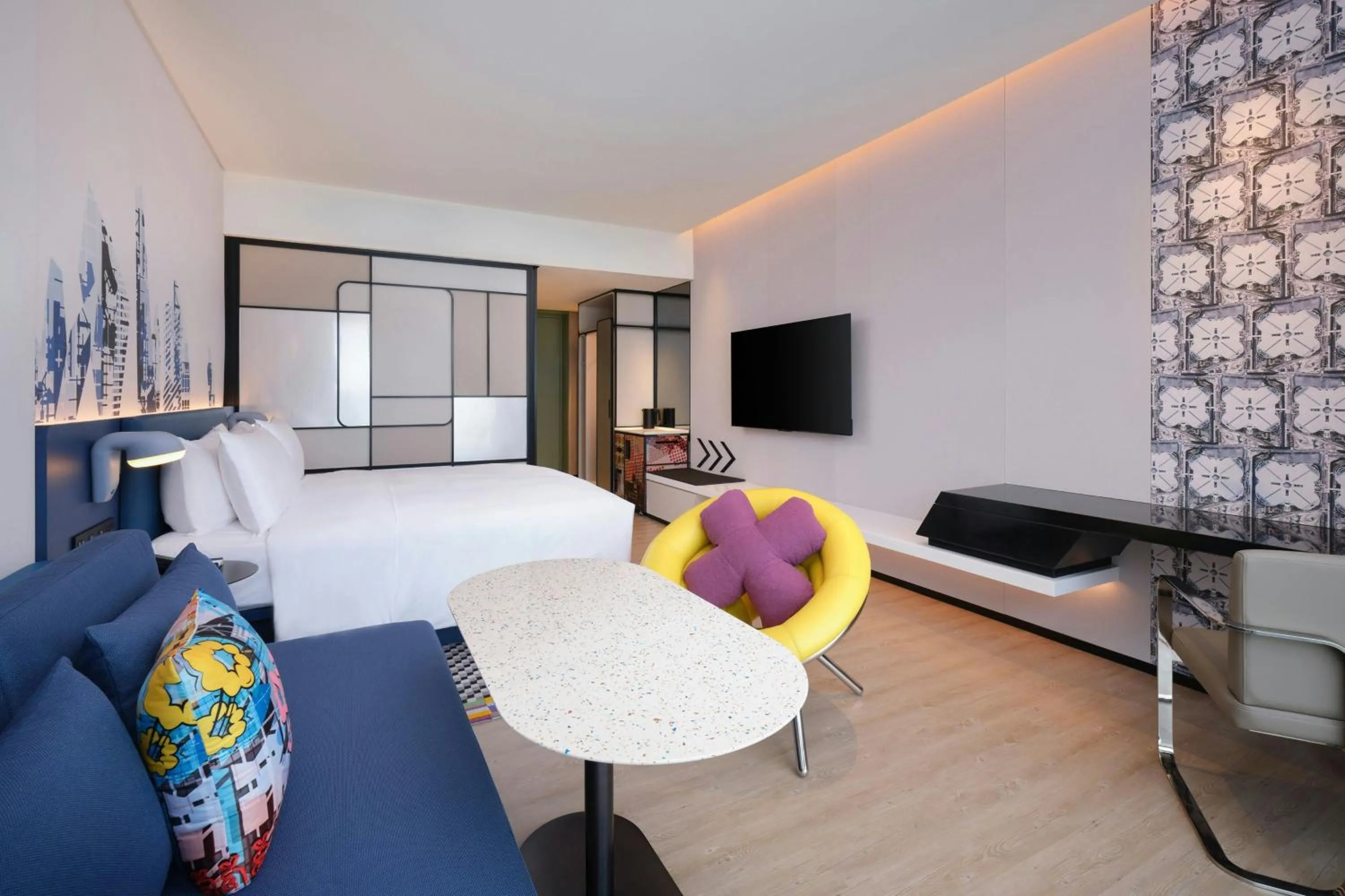 Photo of the whole room in Aloft Shanghai Hongqiao