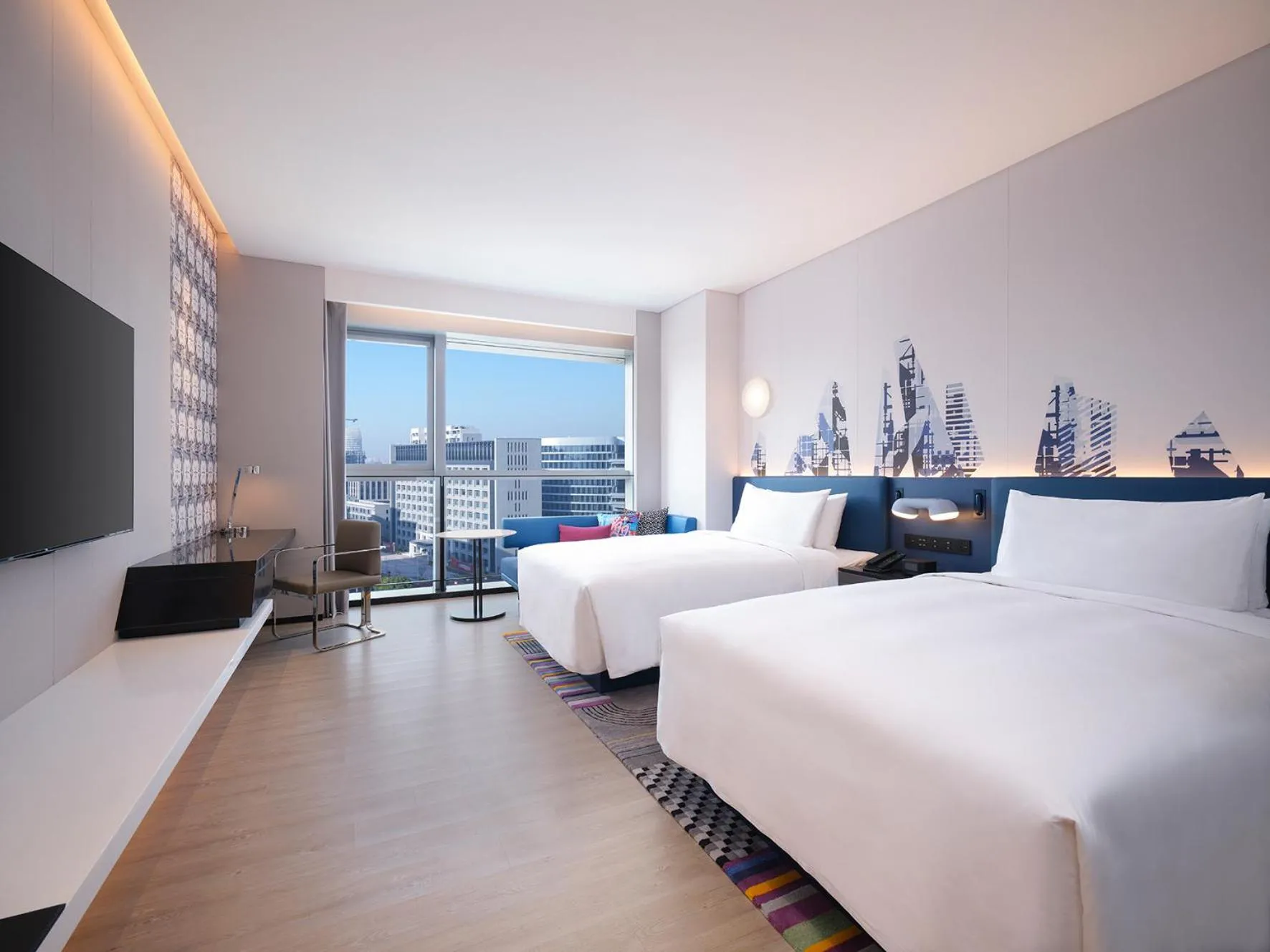 Photo of the whole room, Bed in Aloft Shanghai Hongqiao