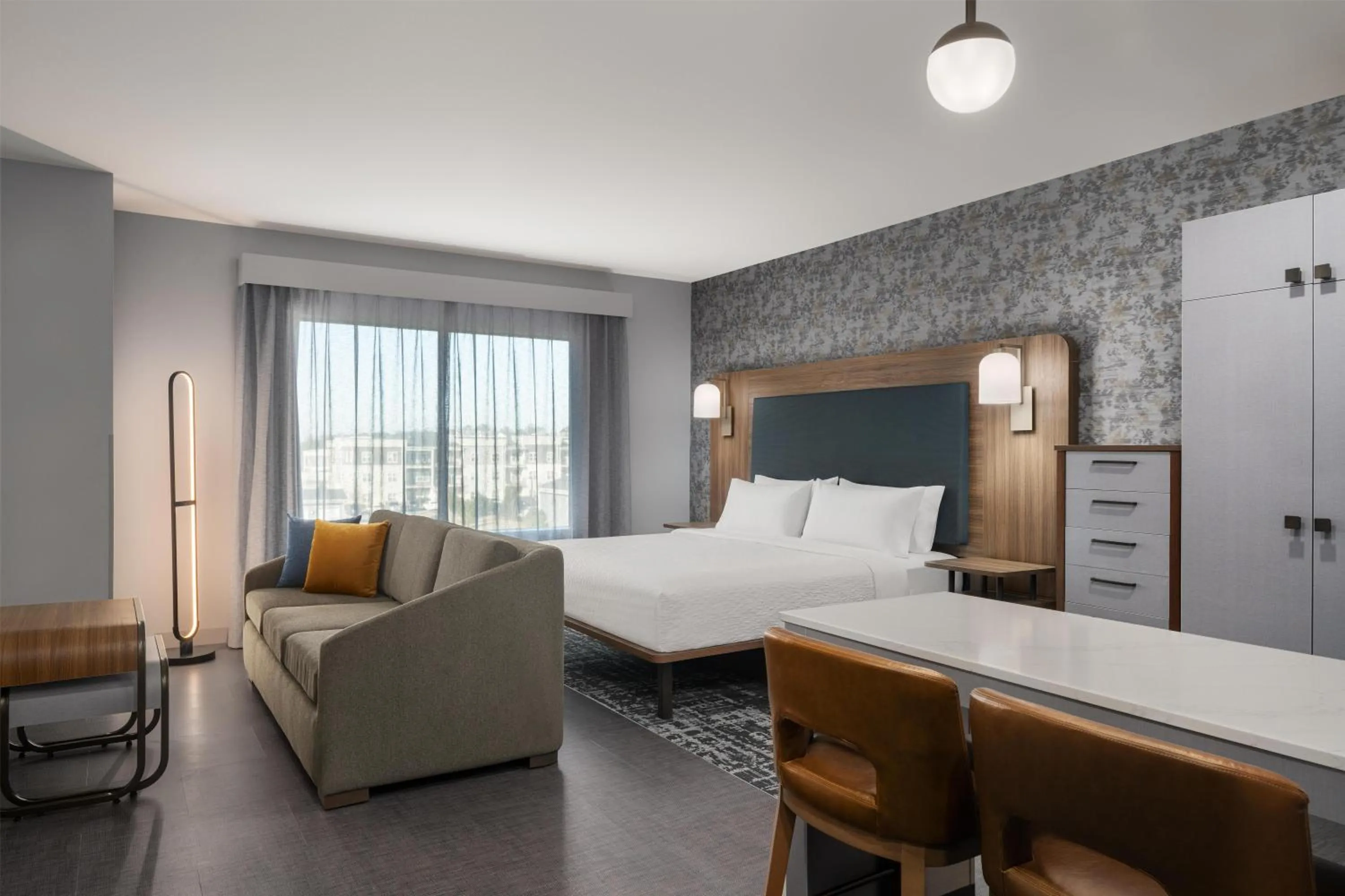 Living room, Bed in Homewood Suites By Hilton Covington, Ga