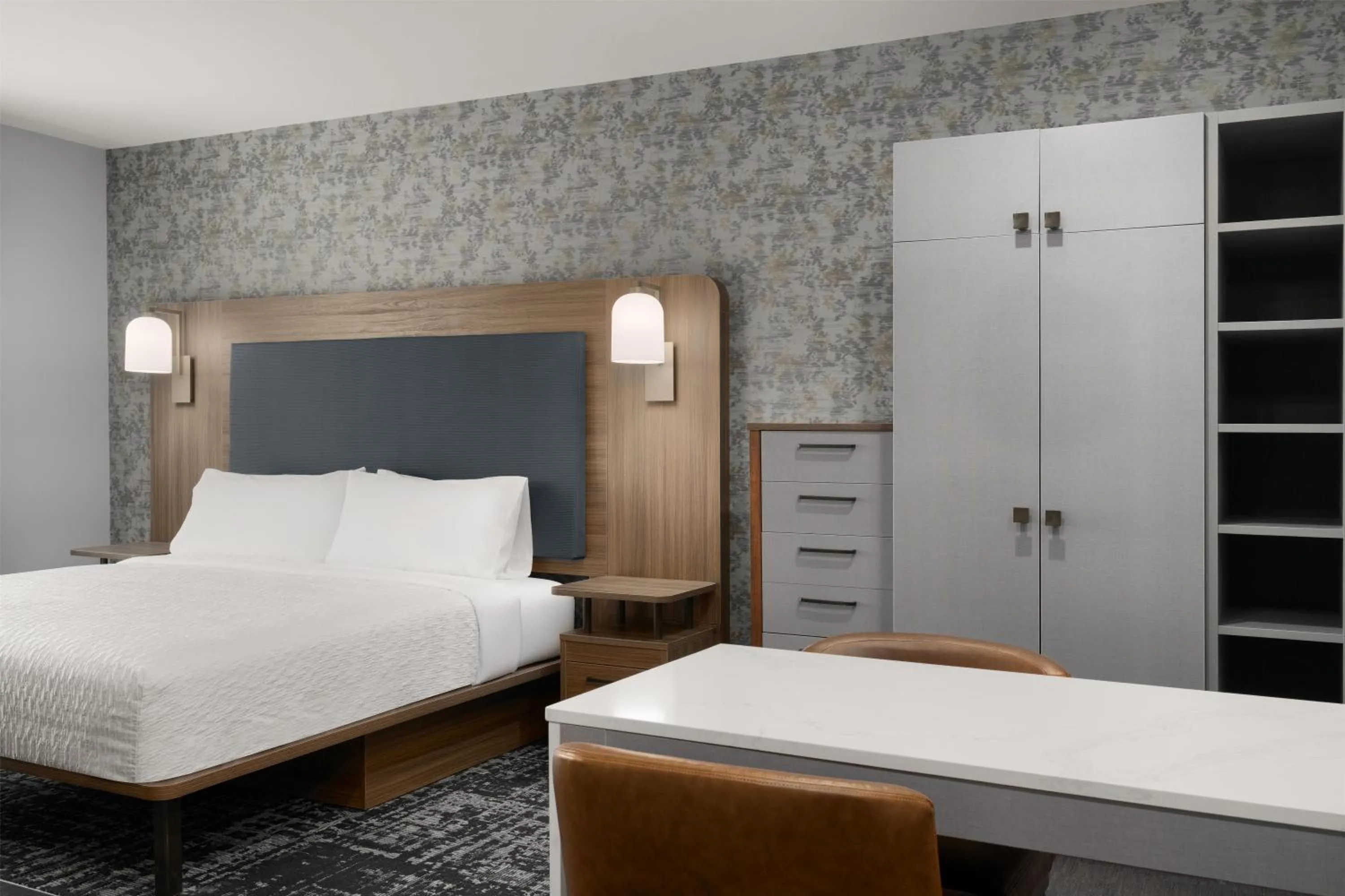 Bed in Homewood Suites By Hilton Covington, Ga