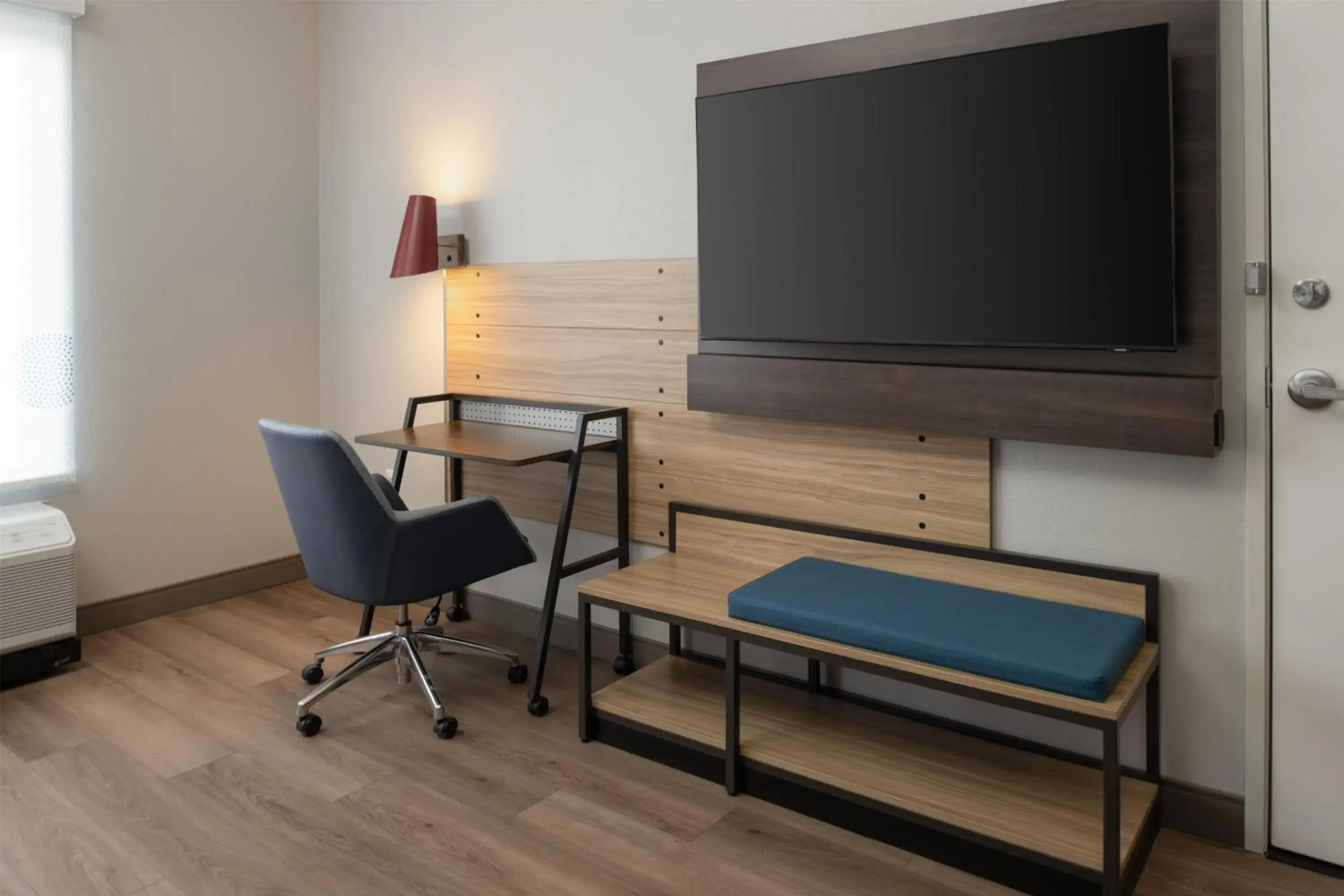 King Room - Hearing Access in Tru By Hilton Columbia South King Room - Hearing Access in Tru By Hilton Columbia South