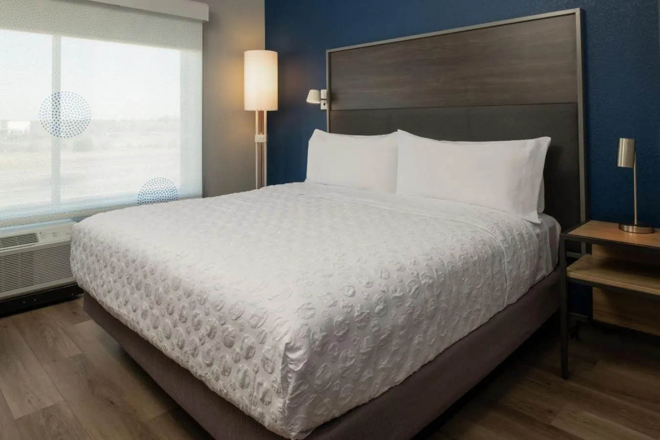 Bedroom, Bed in Tru By Hilton Columbia South