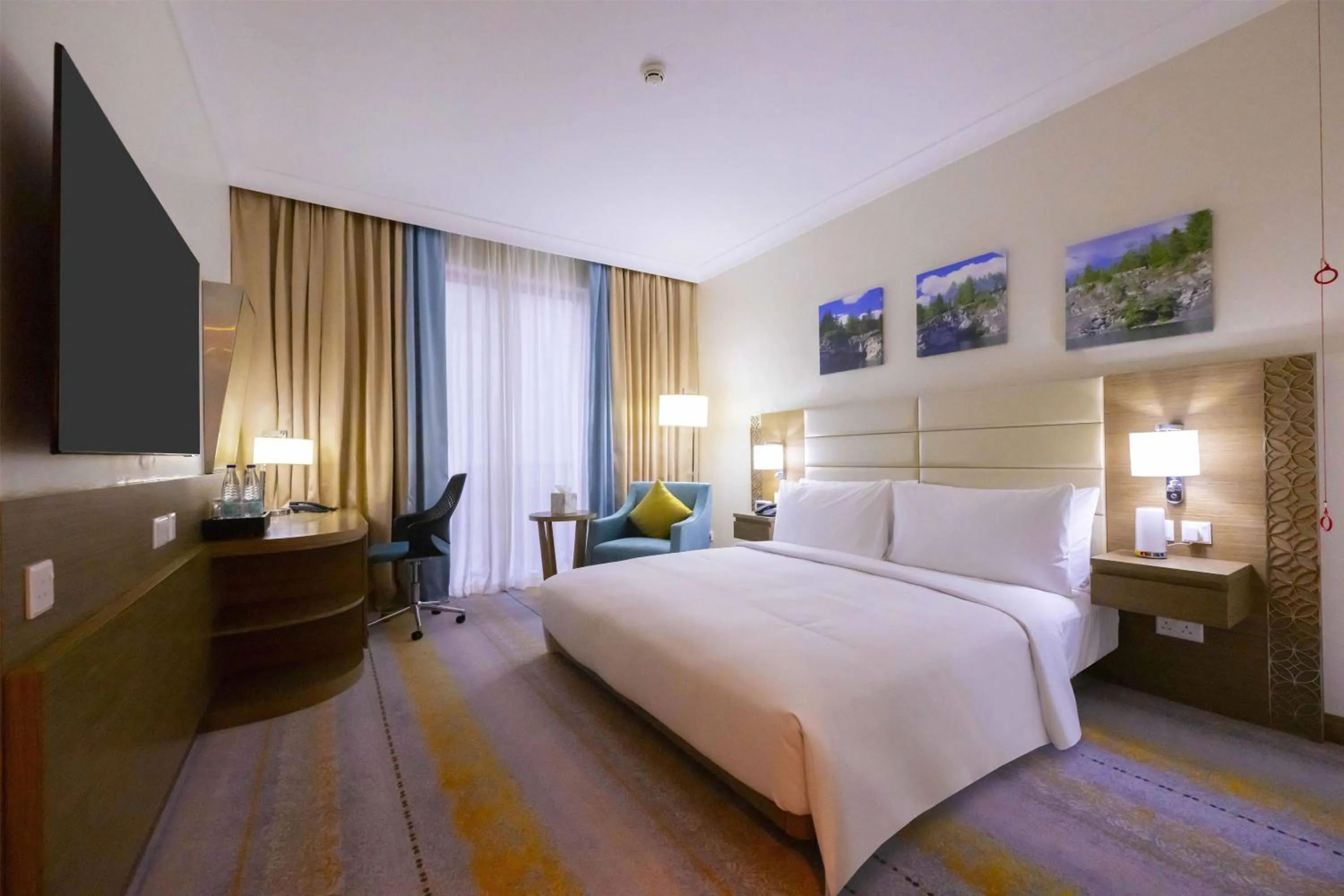 Bed in Hilton Garden Inn Al Khobar King Fahd Causeway