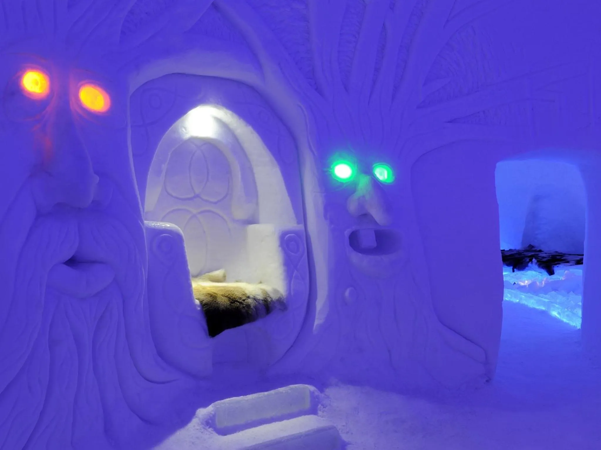 Decorative detail in Hunderfossen Snow Hotel