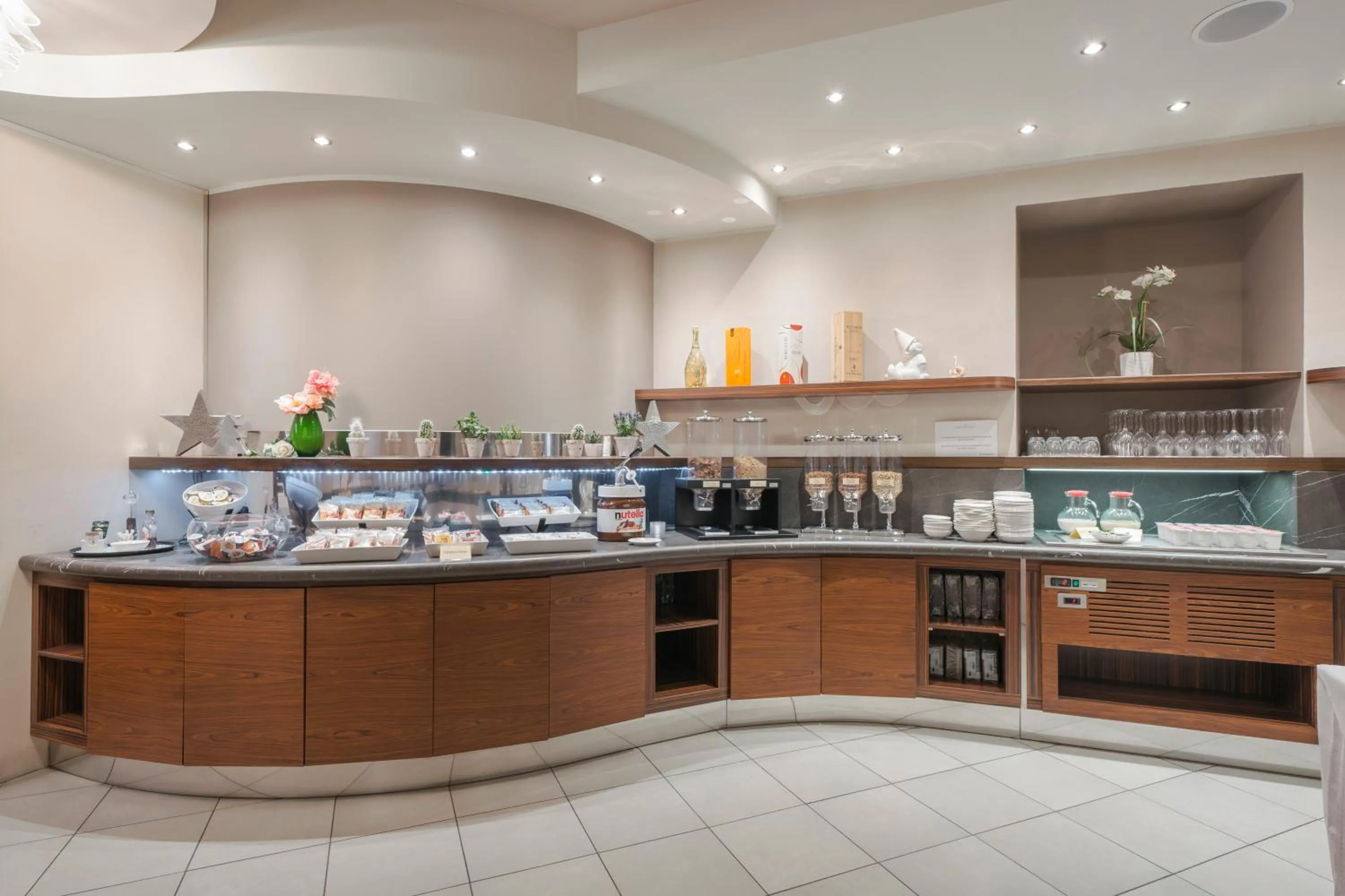 Breakfast in Hotel Garnì Cristallo