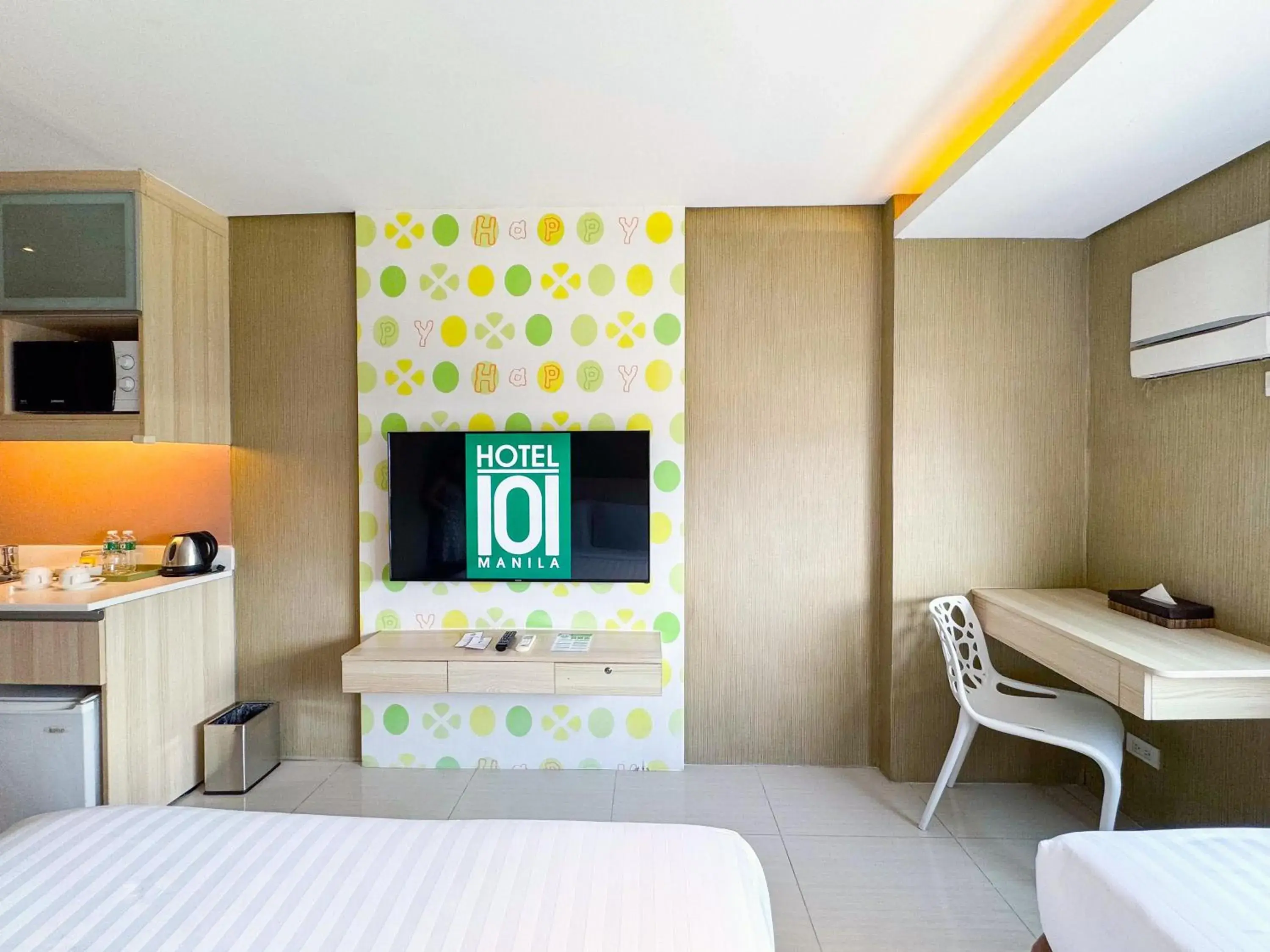 TV and multimedia, Bed in Hotel101 - Manila TV and multimedia, Bed in Hotel101 - Manila