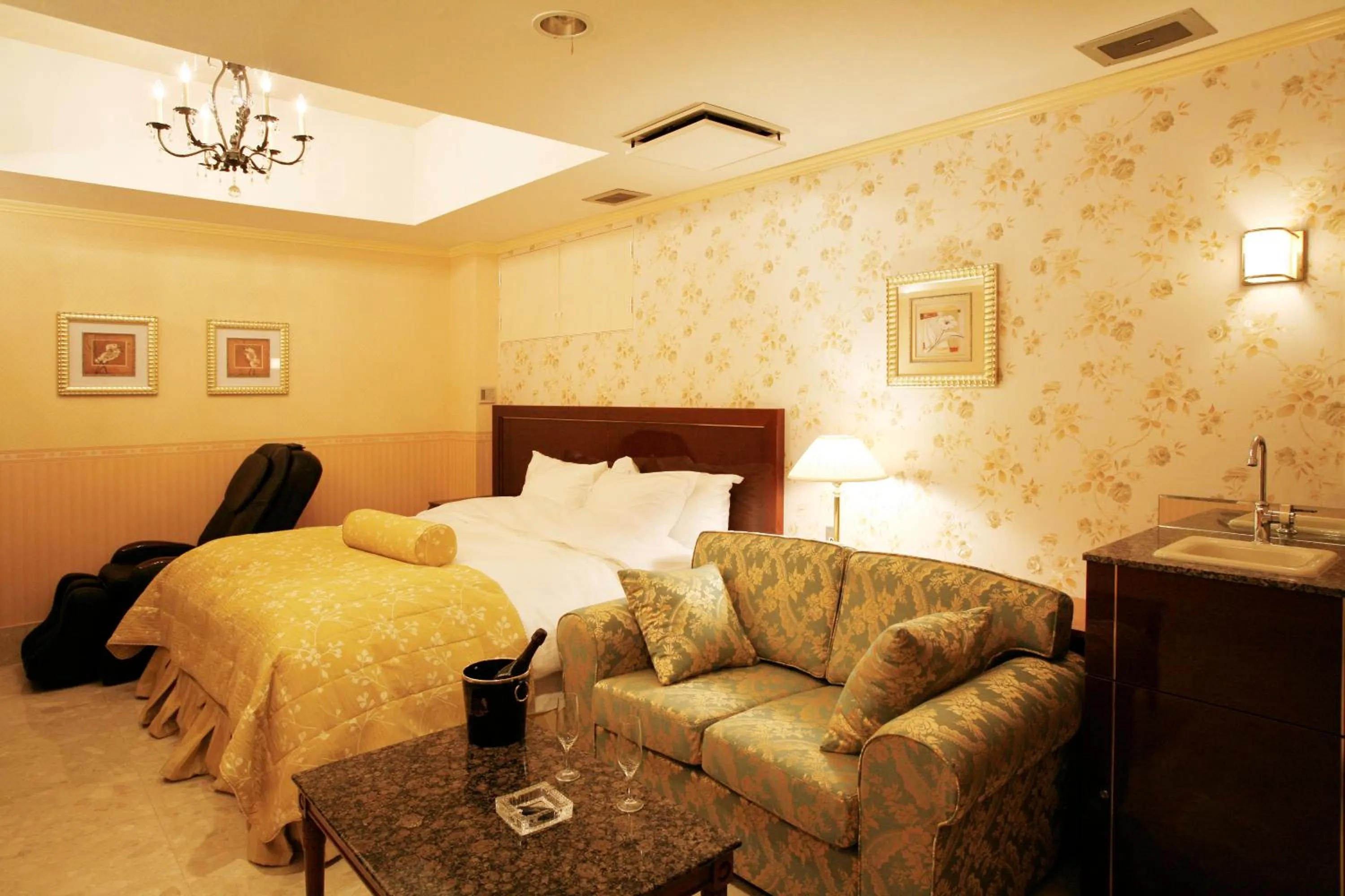 Bed in Meguro Emperor (Adult Only)