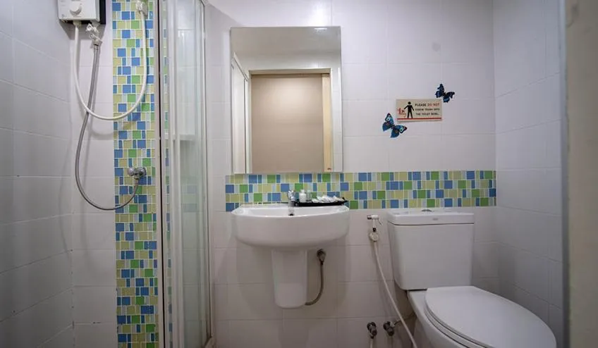 Shower in Taradii Boutique
