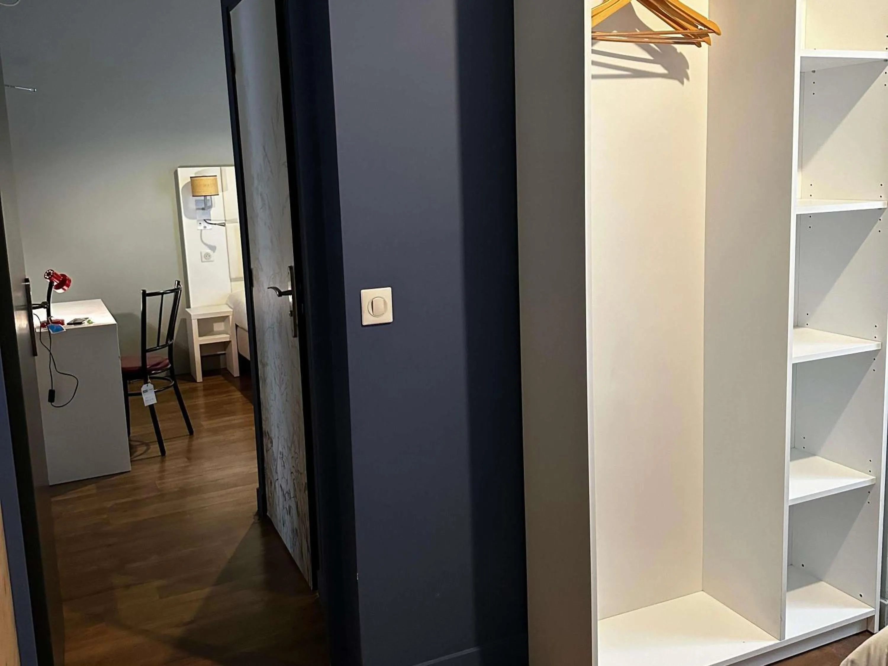 Bedroom in greet hotel Lille Gare Flandres - Groupe Accor