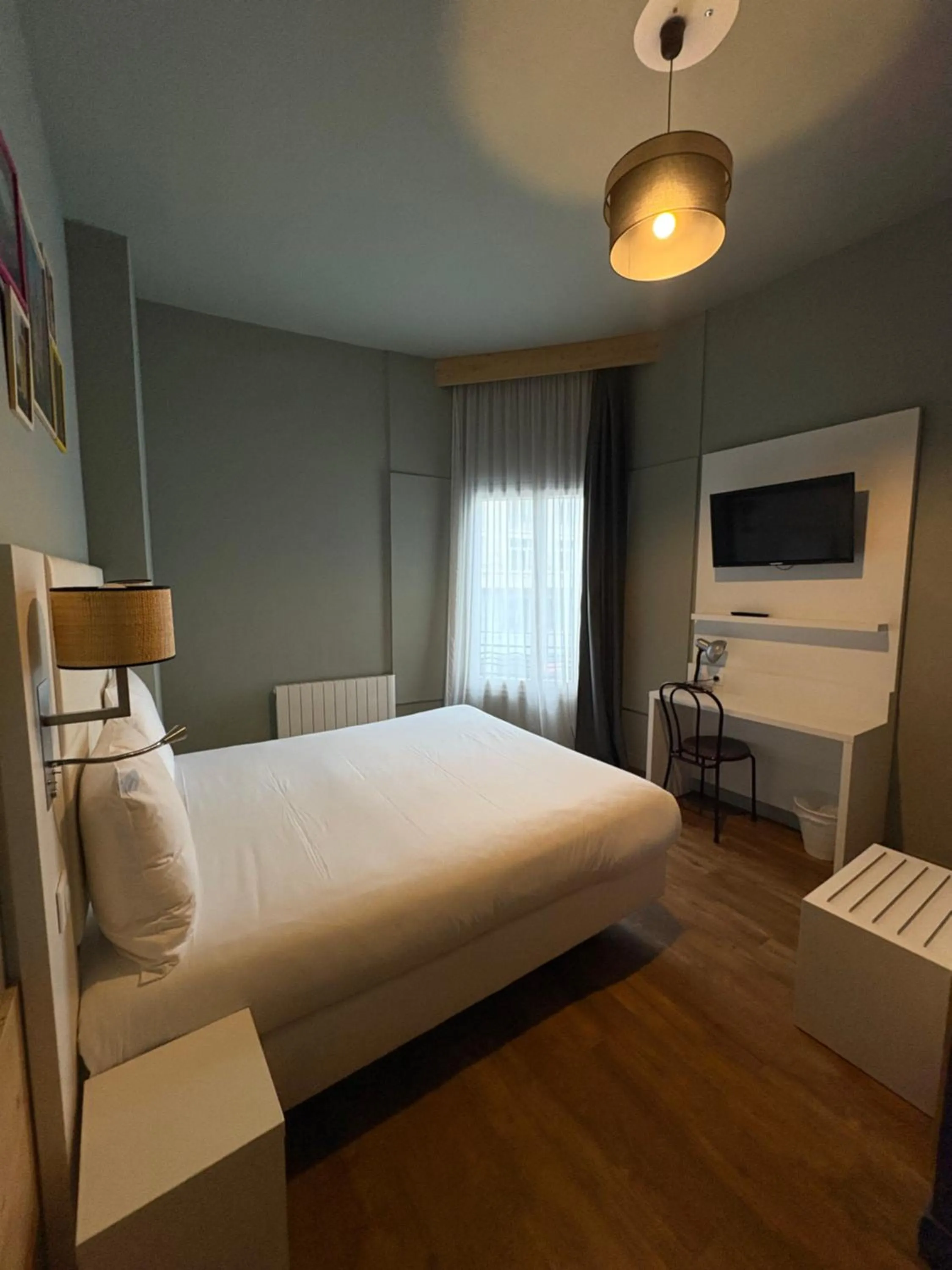 Bedroom, Bed in greet hotel Lille Gare Flandres - Groupe Accor