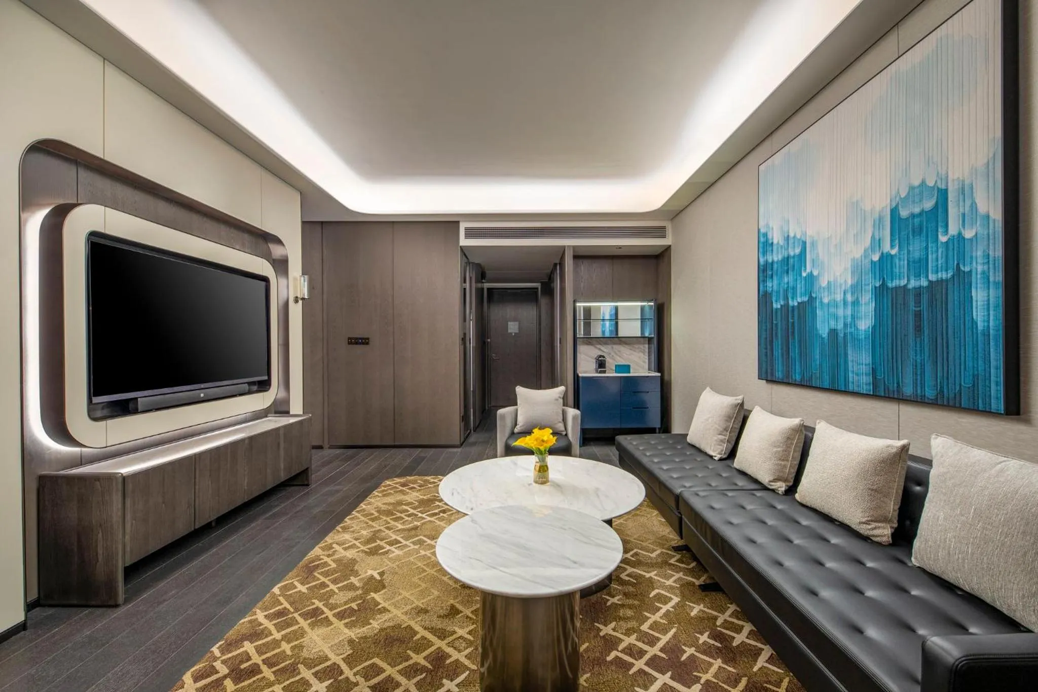 Photo of the whole room in Crowne Plaza Linyi Olympic Sports Centre by IHG