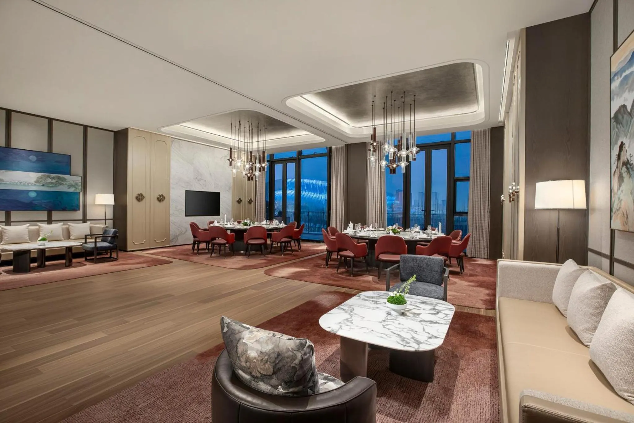 Restaurant/places to eat in Crowne Plaza Linyi Olympic Sports Centre by IHG