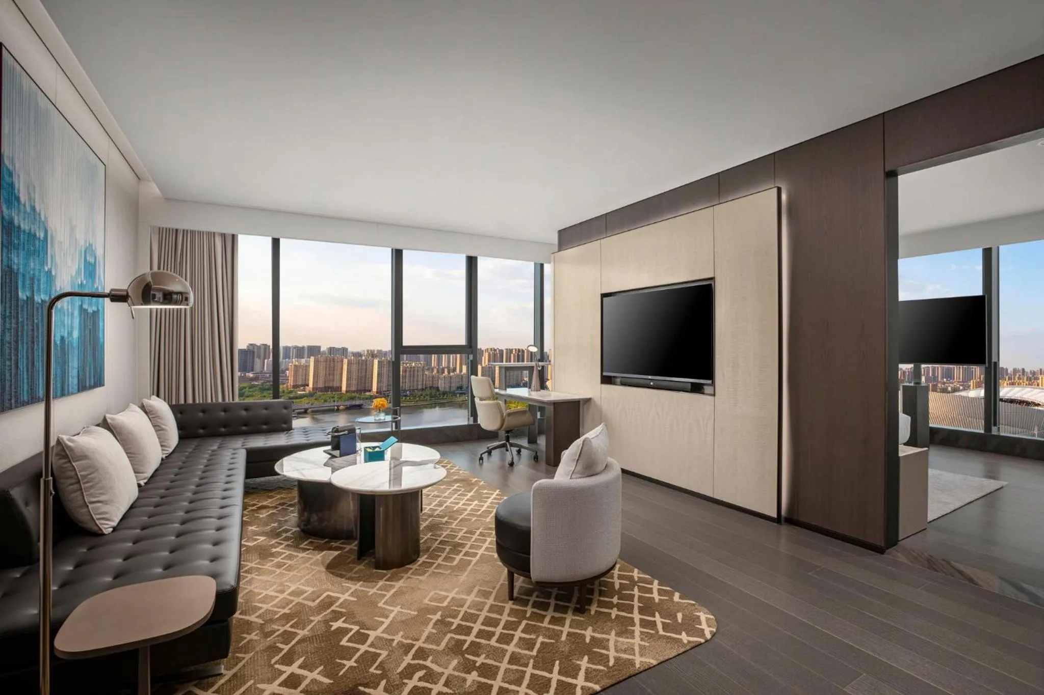 Photo of the whole room in Crowne Plaza Linyi Olympic Sports Centre by IHG