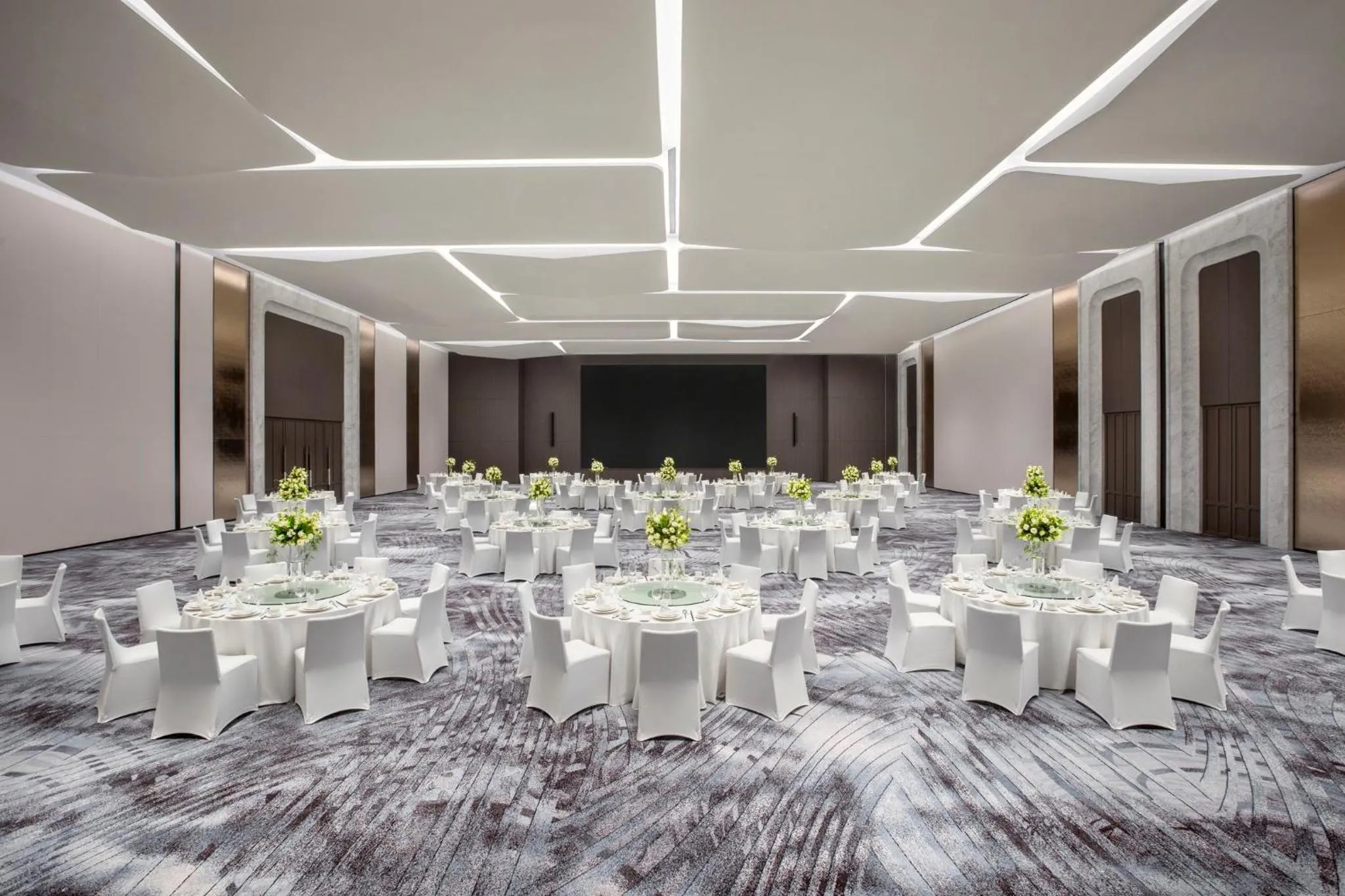 Banquet/Function facilities in Crowne Plaza Linyi Olympic Sports Centre by IHG