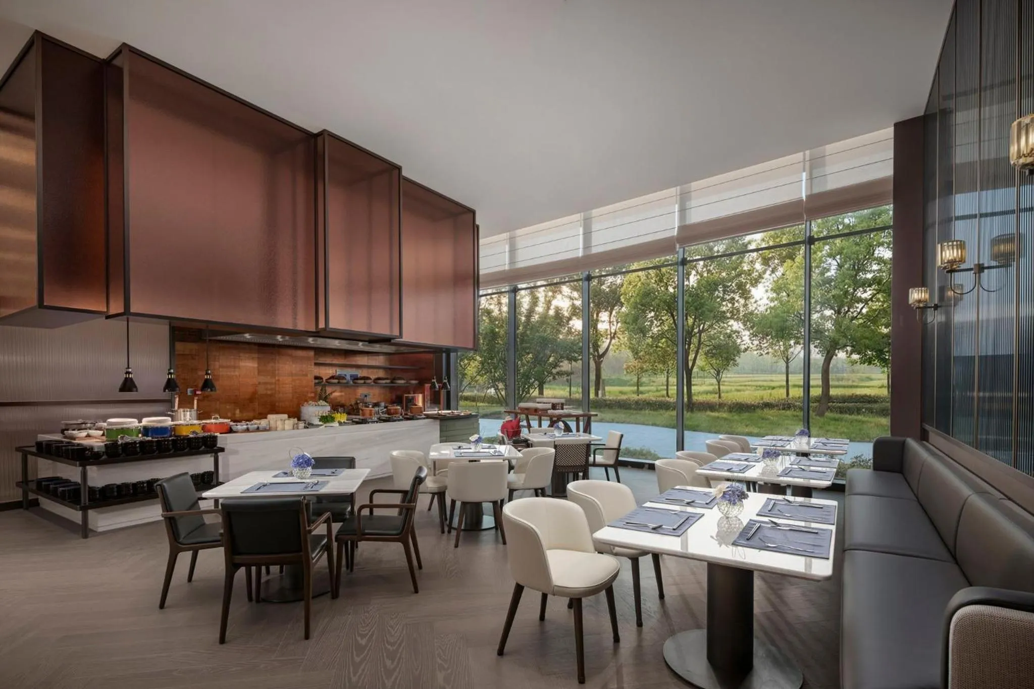 Breakfast in Crowne Plaza Linyi Olympic Sports Centre by IHG