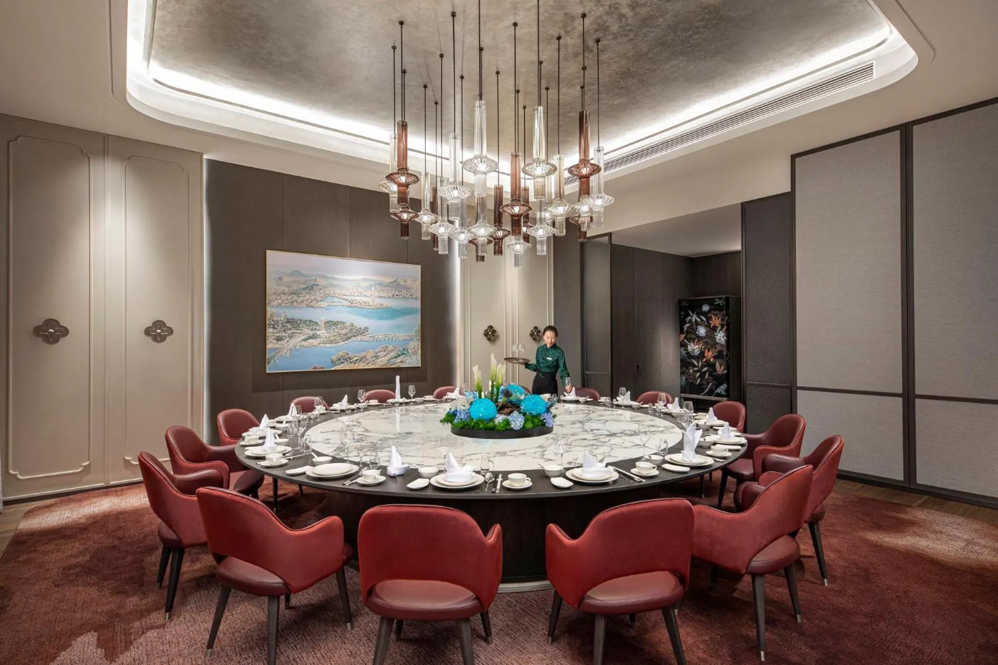 Restaurant/places to eat in Crowne Plaza Linyi Olympic Sports Centre by IHG