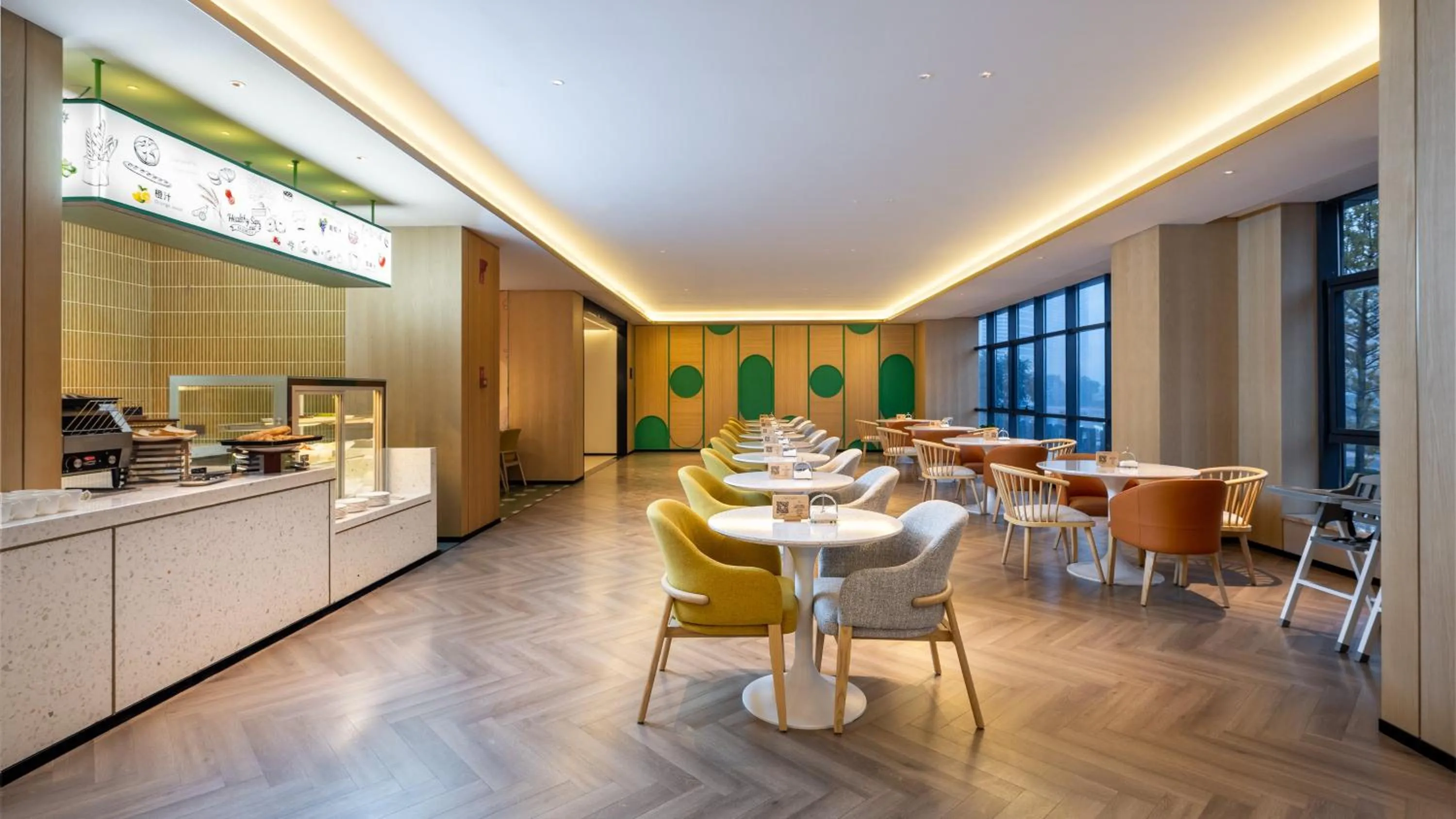 Restaurant/places to eat in EVEN Hotel Chengdu Phoenix Mountain by IHG