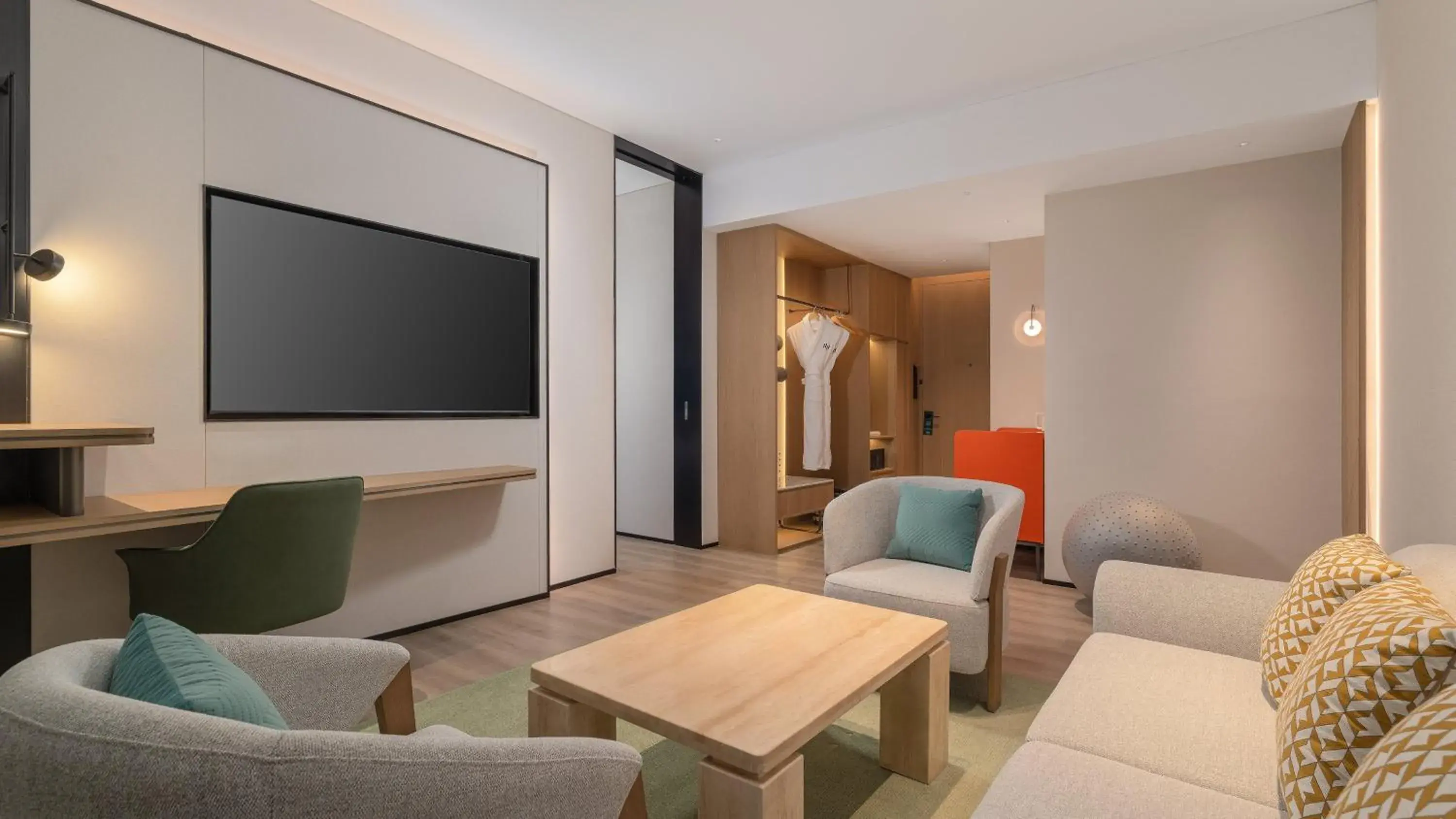 Suite in EVEN Hotel Chengdu Phoenix Mountain by IHG Suite in EVEN Hotel Chengdu Phoenix Mountain by IHG
