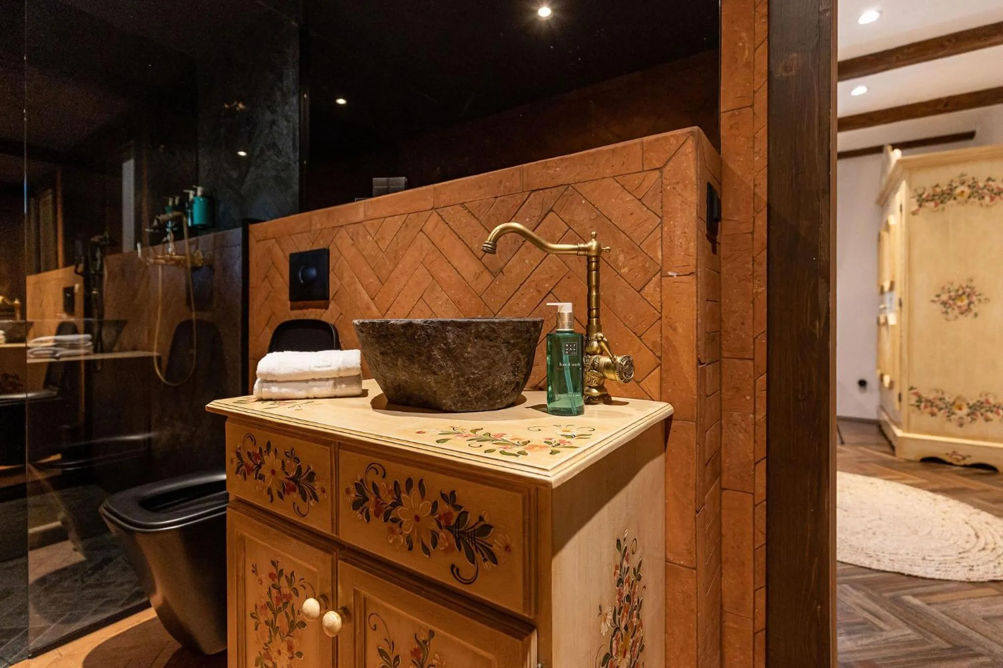 Bathroom in Gradina Snagov