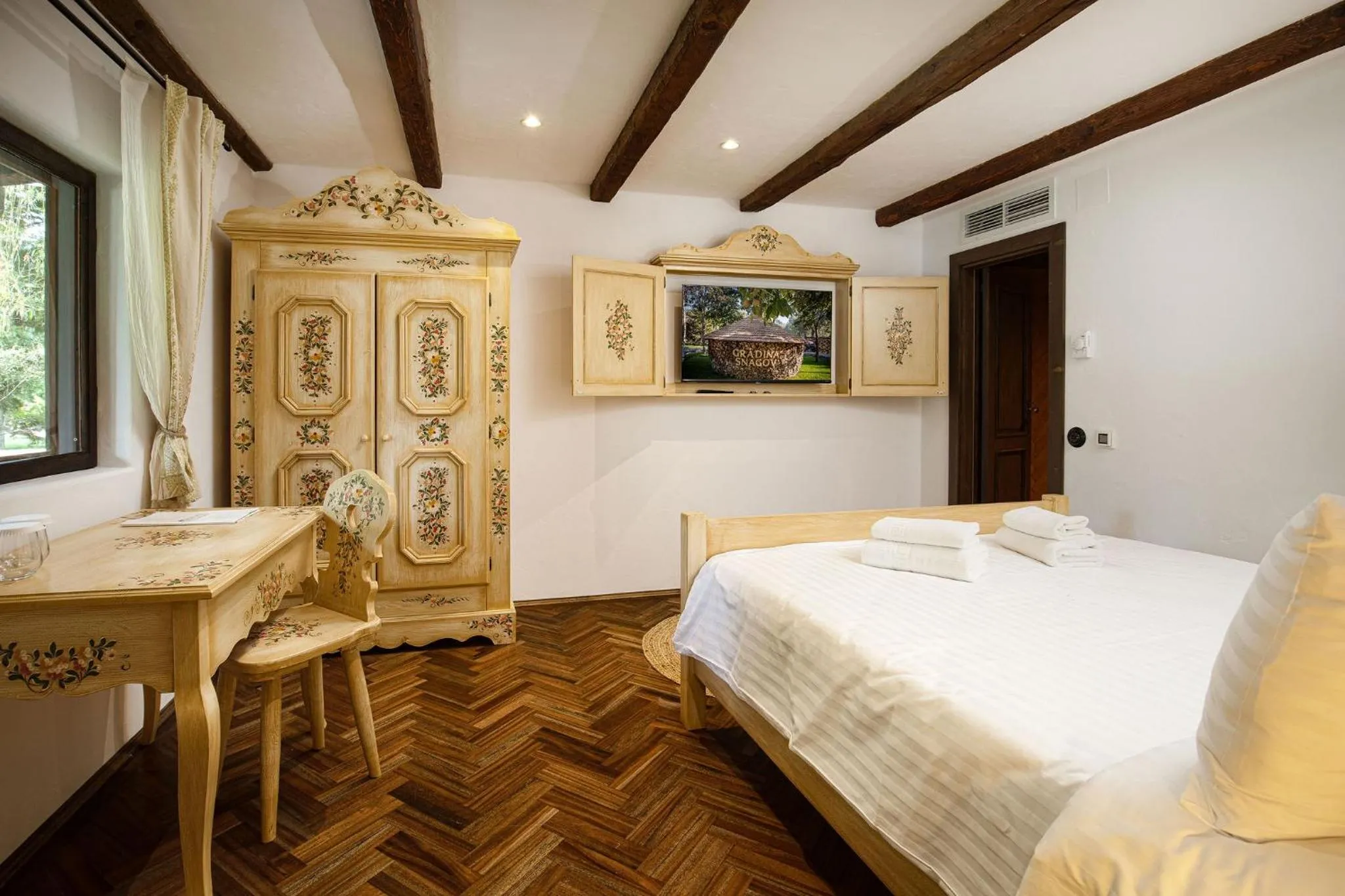 Photo of the whole room, Bed in Gradina Snagov