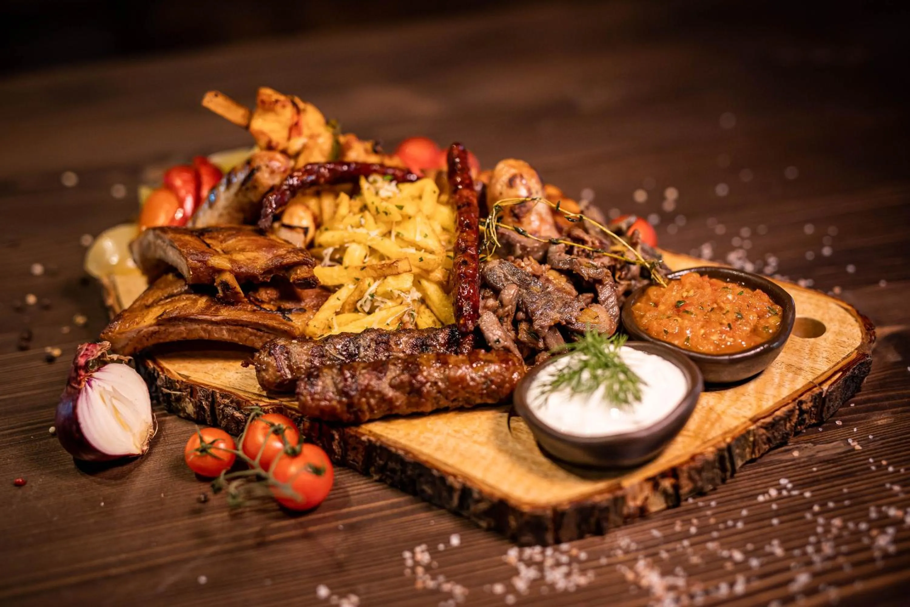 Food in Gradina Snagov