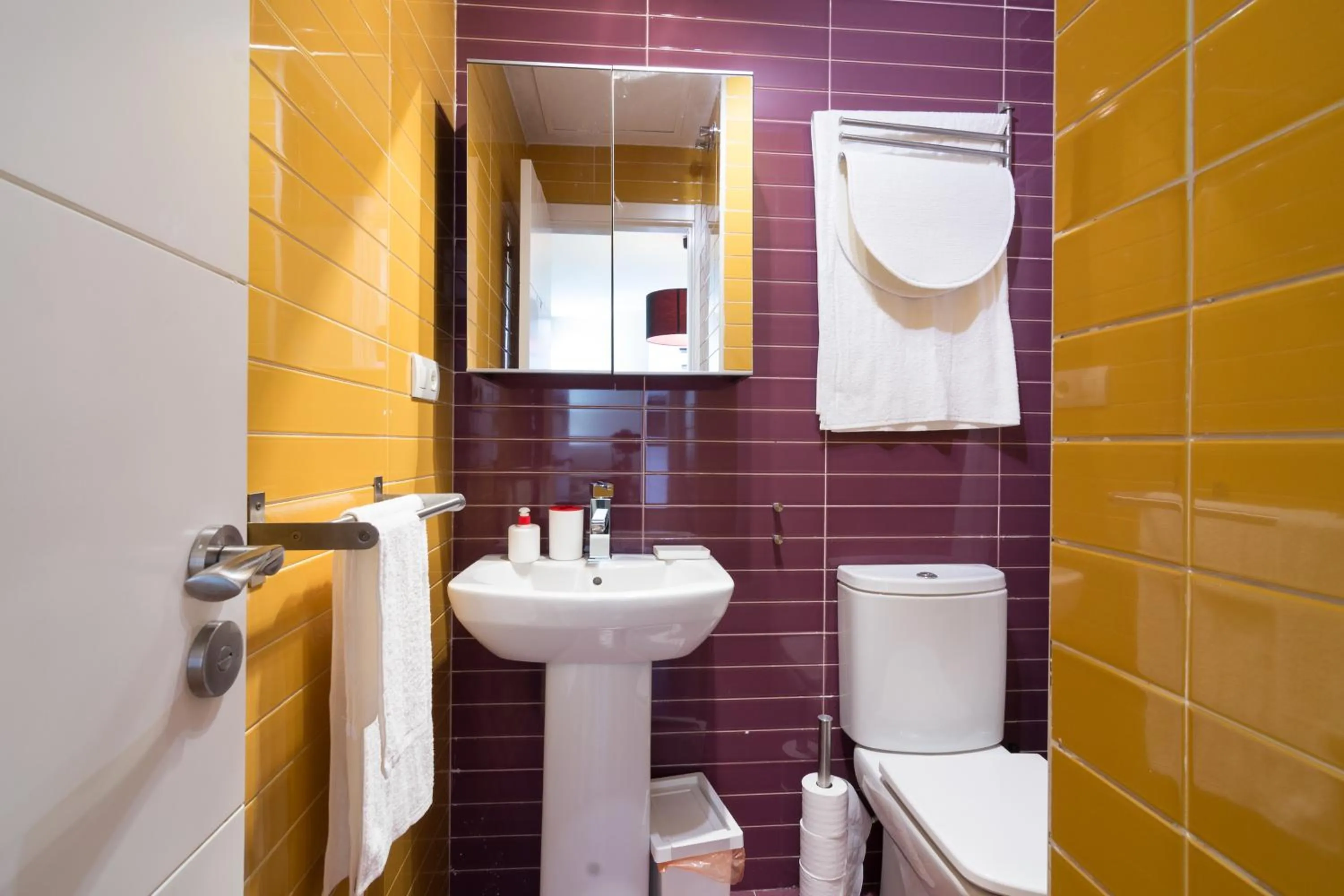 Bathroom in Letmalaga Economy Bishop Orchard